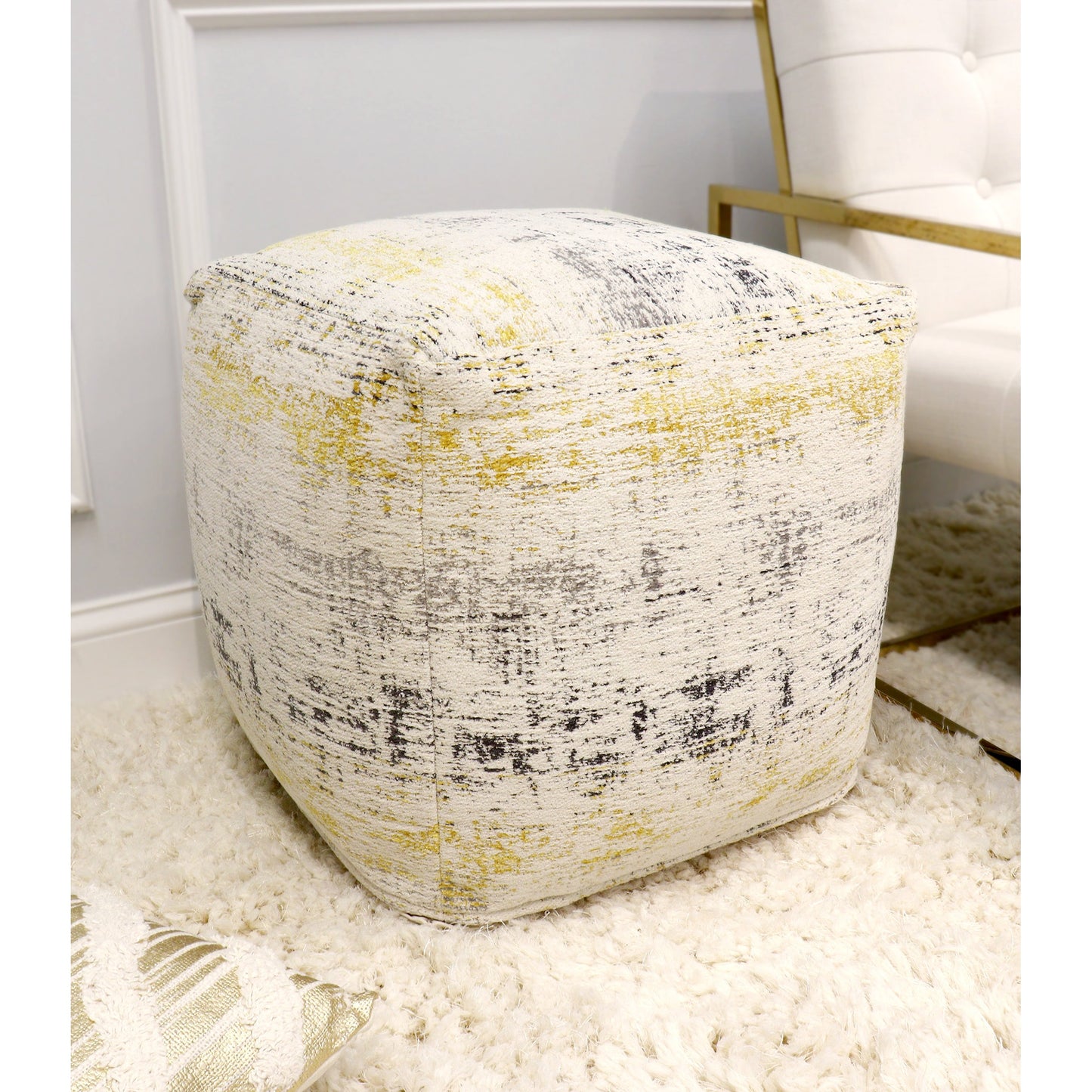 038 SR-702414 | Lifestyle | Grand Canyon Pouf by Pasargad Home. Made from cotton in a modern style.
