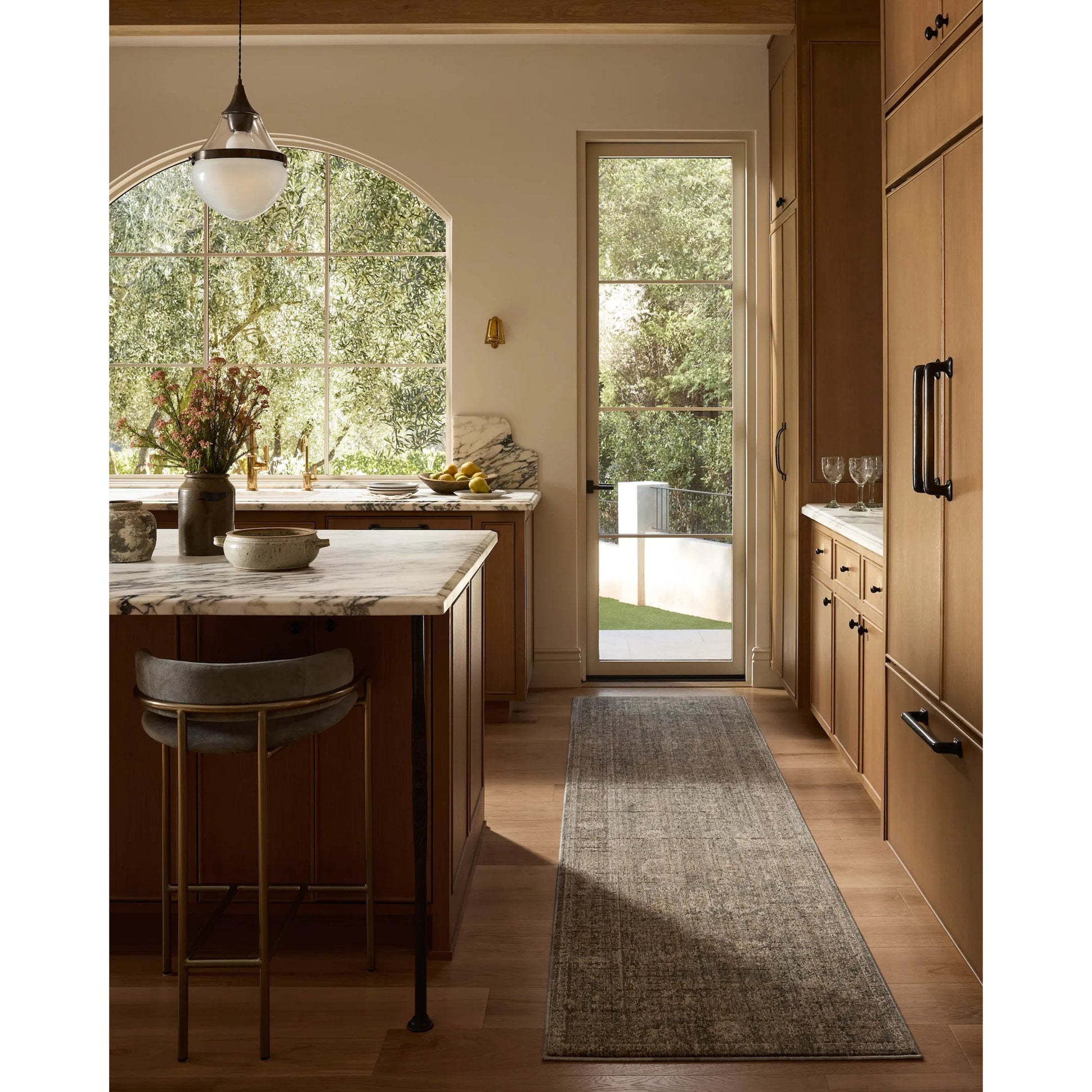 Priscilla PRL-04 Rug by Loloi in blue, bark. Made from 100% polyester in a unique style.