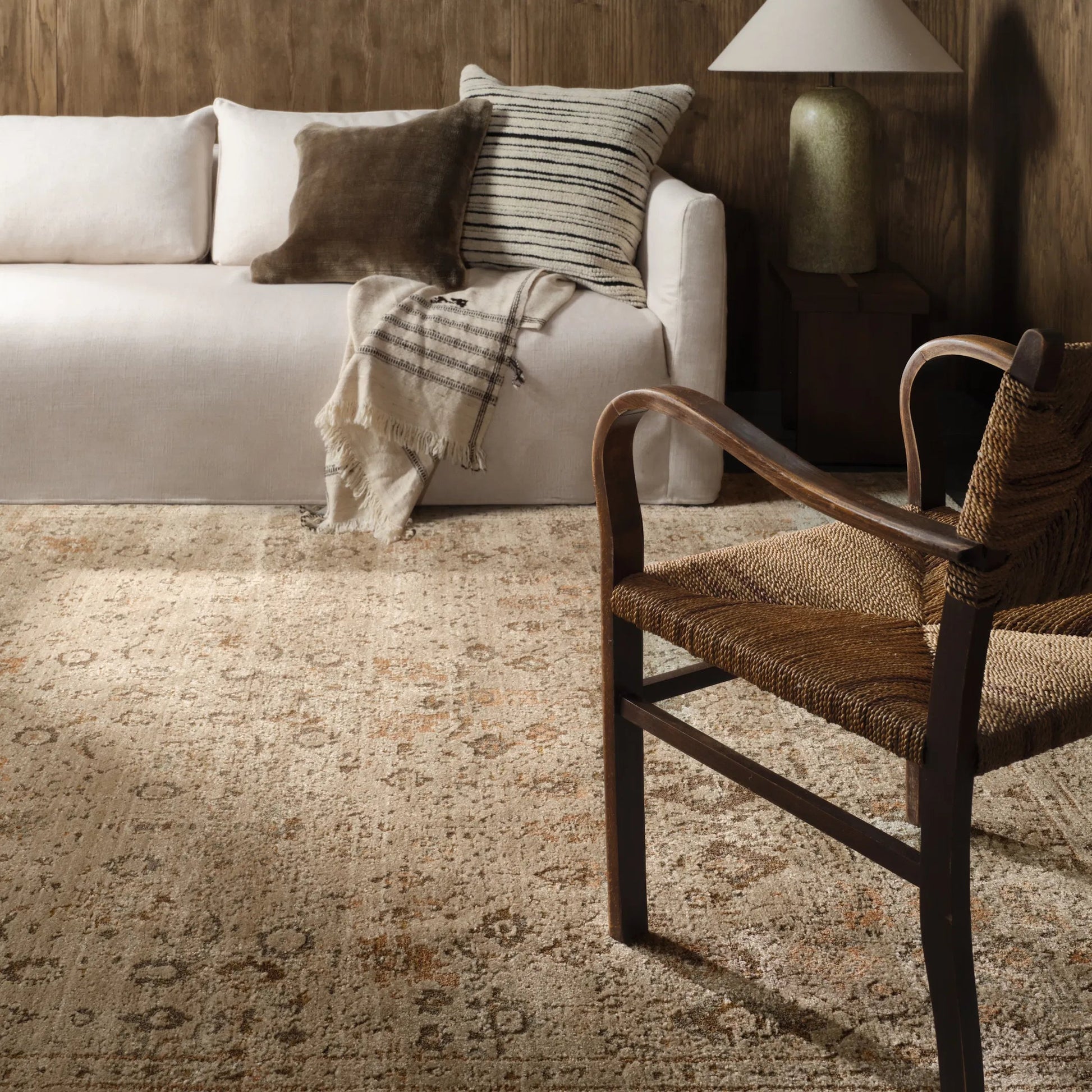 Patterned Silence PSE05 Rug by Jaipur Living in gray, yellow, gold. Made from 70% polypropylene 30% polyester in a unique style.