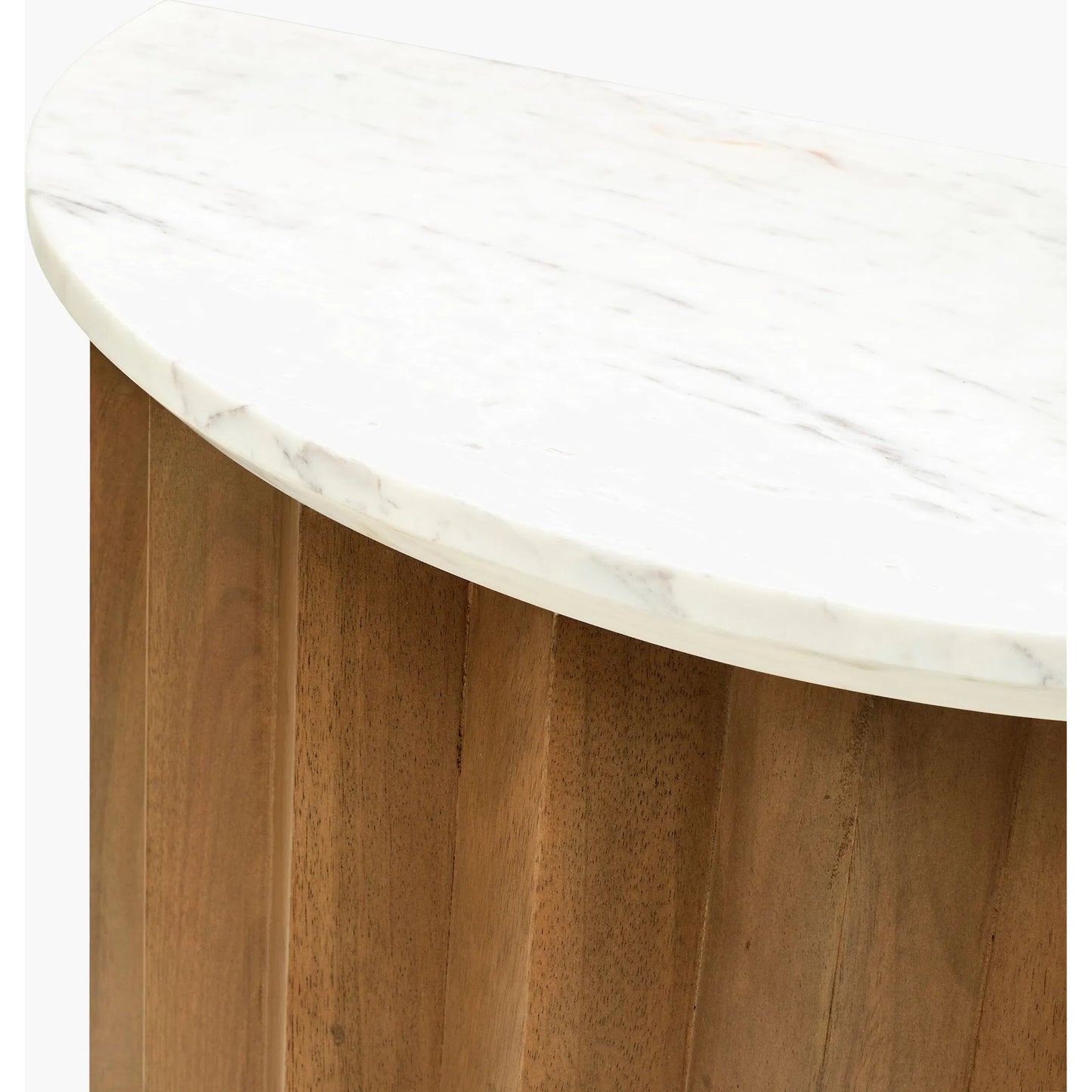 003 SI-2133163 | Closeup | Piestra End Table by Surya in white, brown and natural, marbled. Made from top: marble, base: mango wood in a modern style.