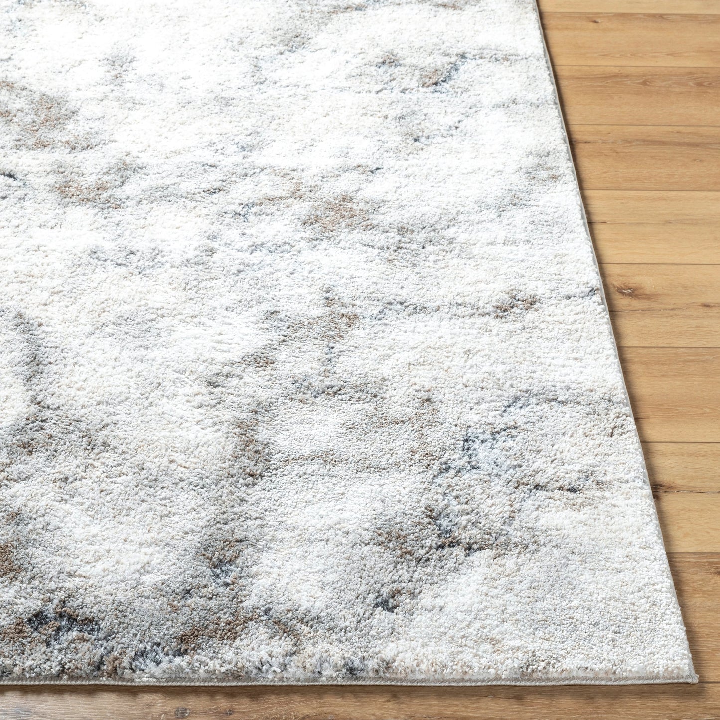 003 SI-2132634,SI-2132635,SI-2132636,SI-2132637 | Closeup | Portofino Rug - 526536 by Livabliss in white, light gray, beige, medium gray, taupe, medium brown. Made from face: 93% polypropylene, 7% polyester, warp: 100% cotton in a unique style.