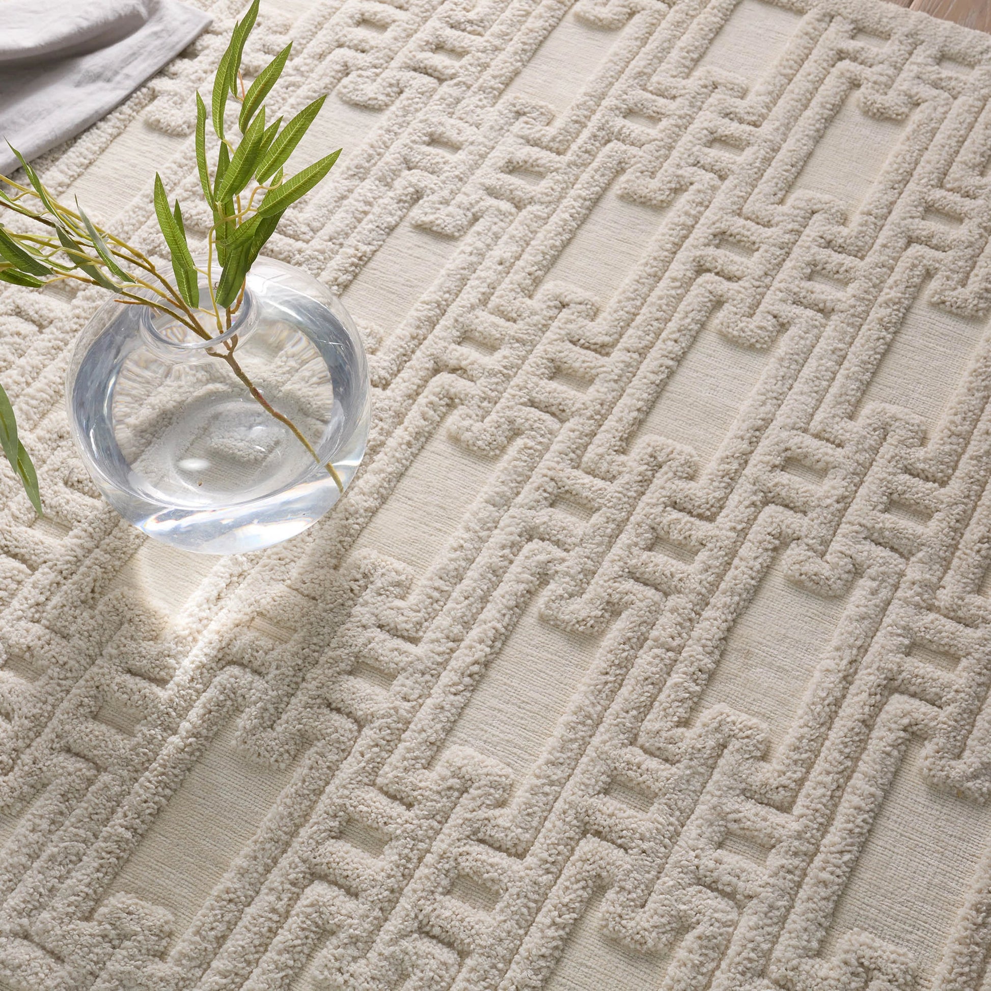 Petros PTR03 Rug by Jaipur Living in cream. Made from unique in a unique style.