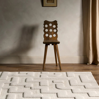 Petros PTR08 Rug by Jaipur Living in ivory. Made from 80% polyester, 20% chenille in a unique style.