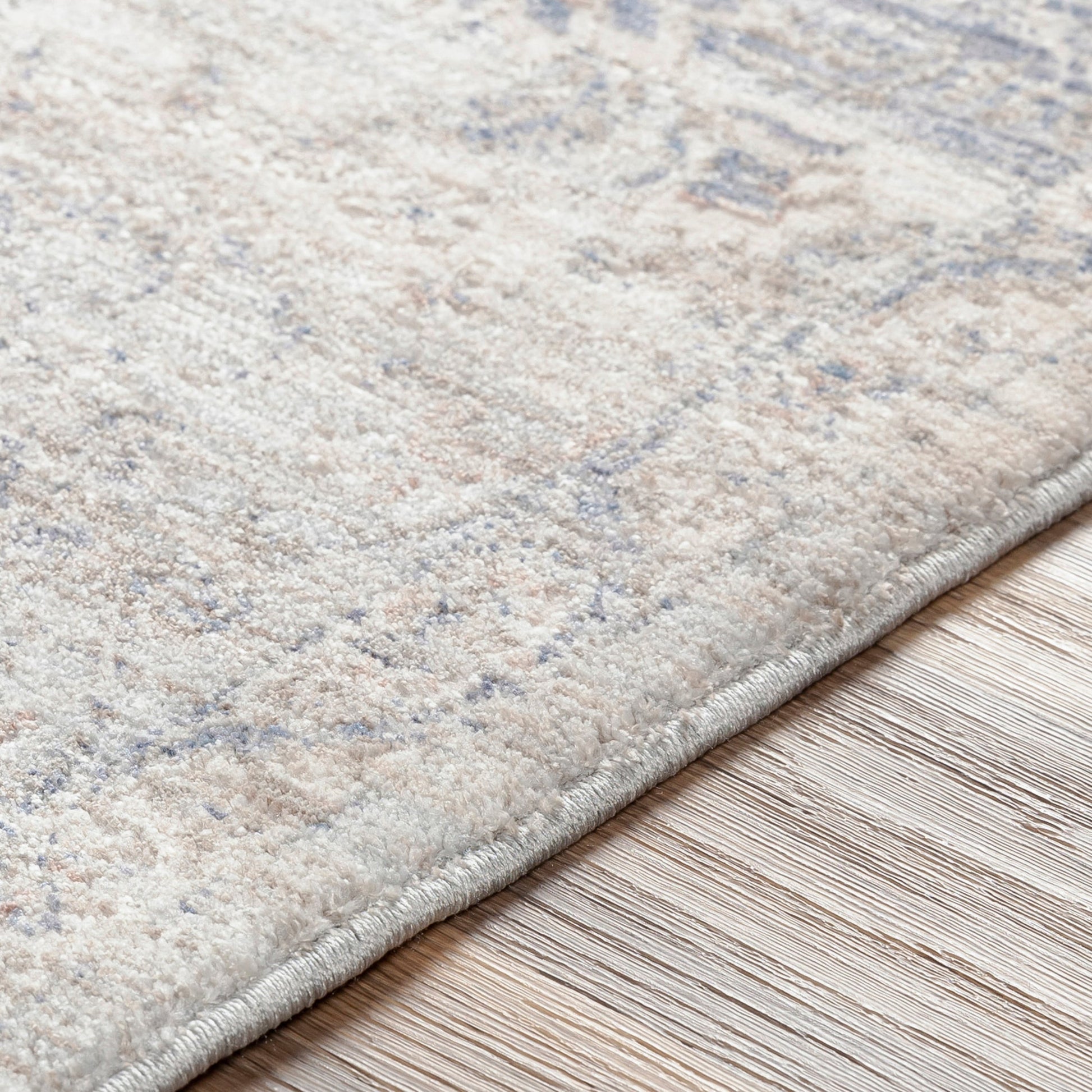 Palazzo Rug - 24354 by Livabliss in navy, brown. Made from 70% polyester, 30% viscose in a unique style.