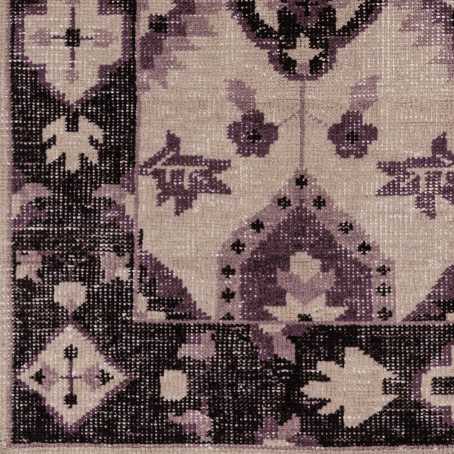 003 58579-21614,58579-21615,58579-21616,58579-21617 | Closeup | Pazar PZR-6006 Rug by Surya in medium gray, dark plum, lavender. Made from 80% wool, 20% cotton in a unique style.