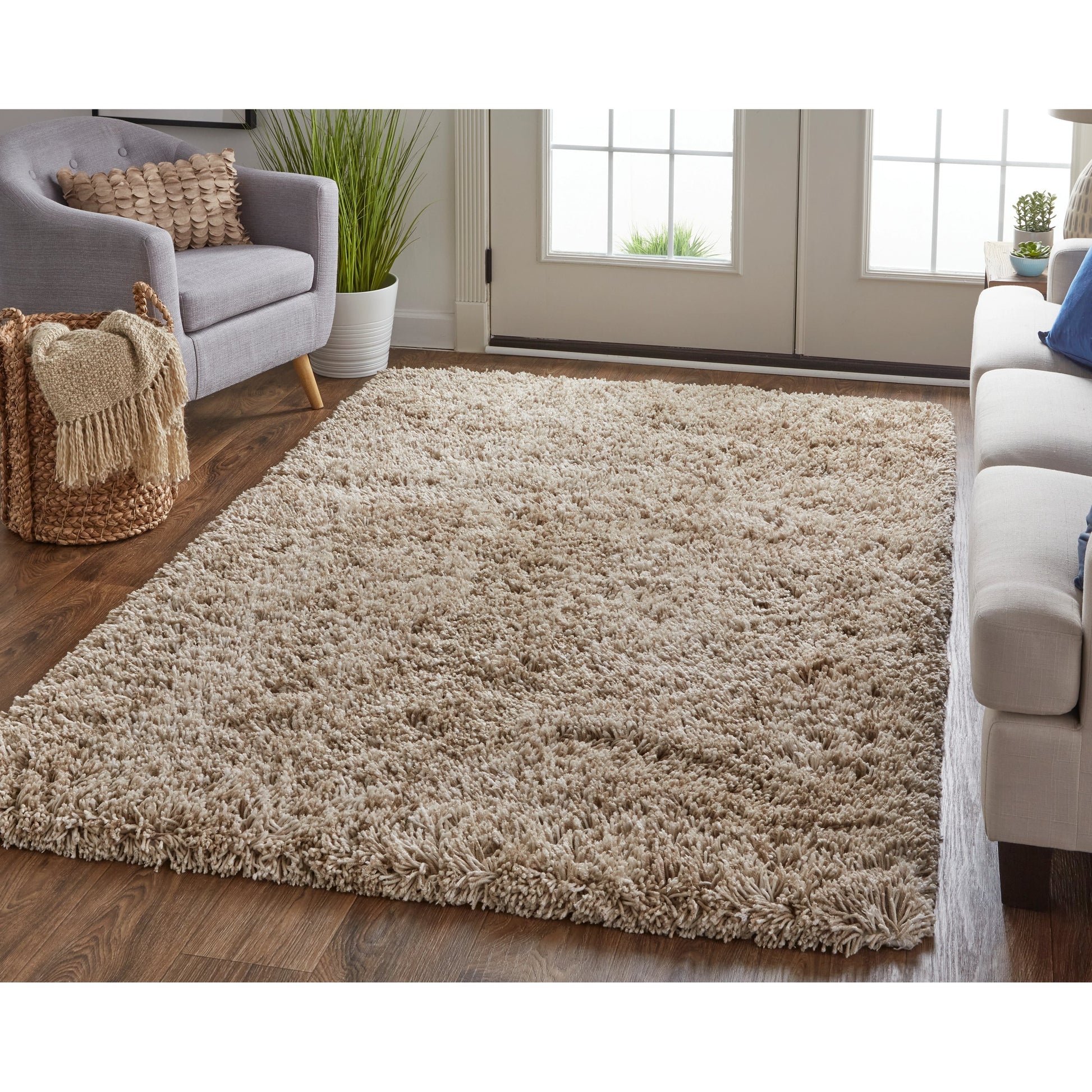 Stoneleigh Solid Rug - 8830F by Feizy. Made from polyester in a unique style.