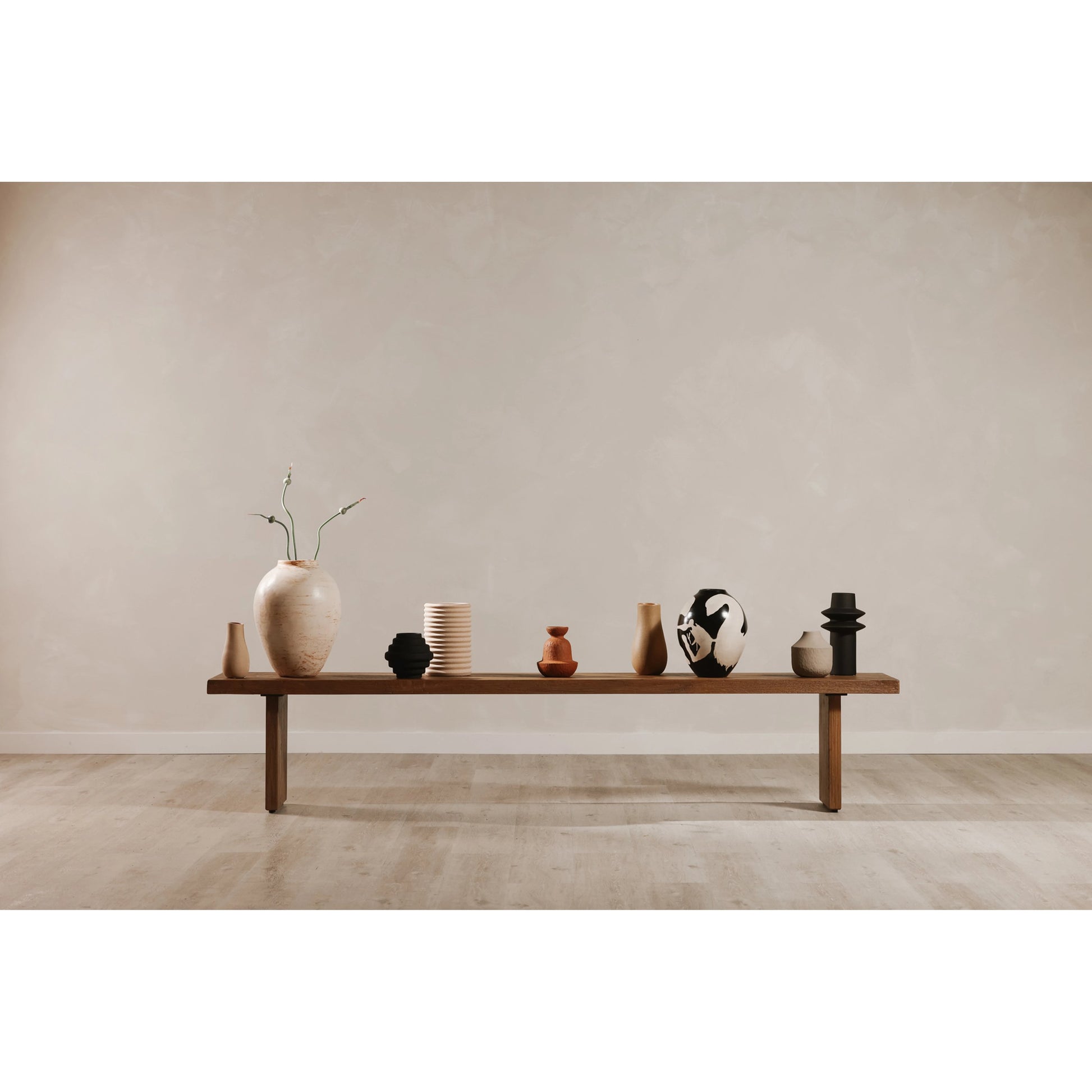 Koshi Bench by Moe's Home Collection in sandblasted amber oak. Made from solid oak in a modern style.