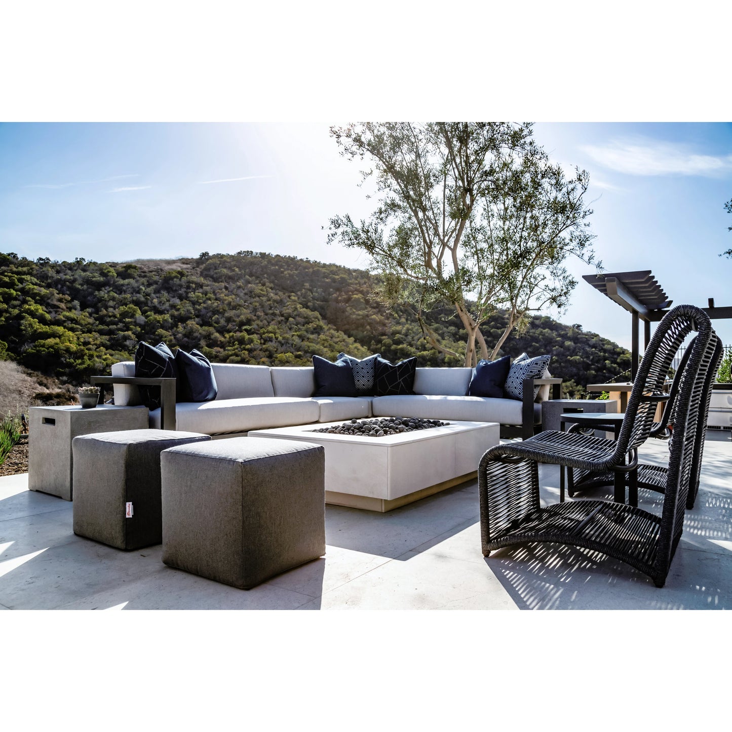 006 SI-2166990 | Lifestyle | Redondo Outdoor Sectional by Sunset West in slate. Made from aluminum in a modern style.
