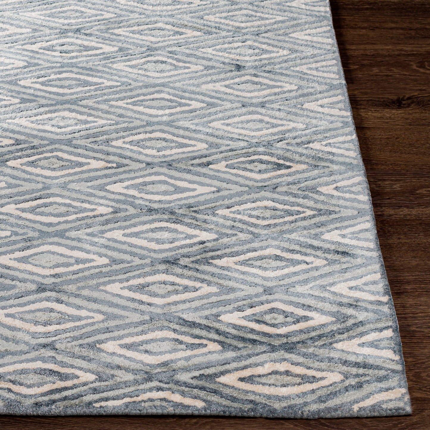 005 61460-24951,61460-24952,61460-24953 | Closeup | Quartz Rug - 12964 by Surya in navy, pale blue, cream. Made from 100% viscose in a unique style.