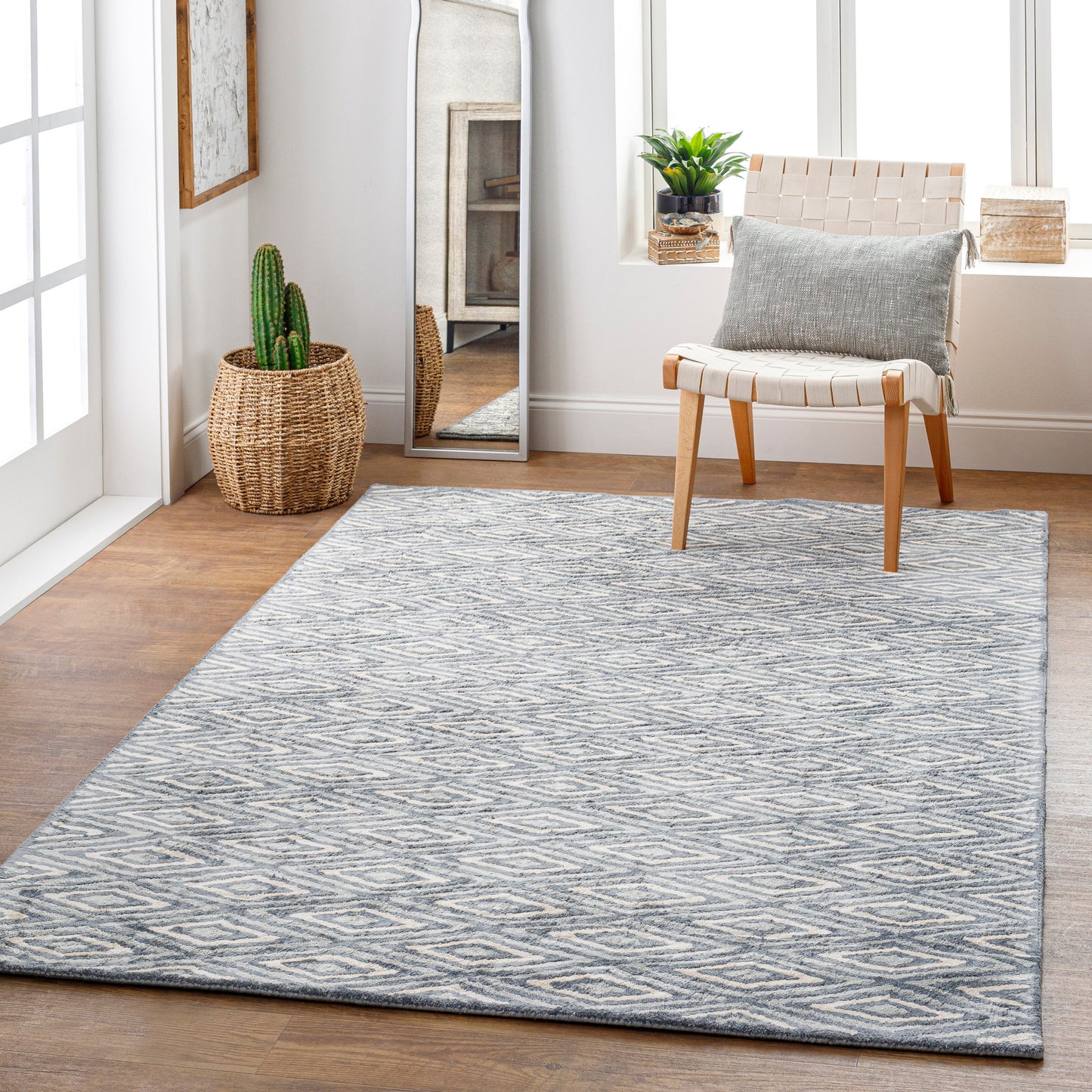 009 61460-24951,61460-24952,61460-24953 | Lifestyle | Quartz Rug - 12964 by Surya in charcoal, slate. Made from 100% viscose in a unique style.