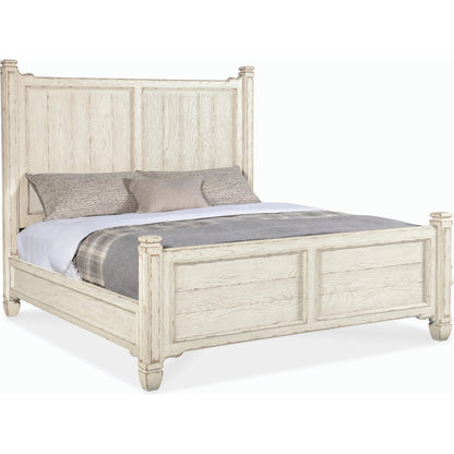Americana Queen Panel Bed by Hooker Furniture. Made from oak veneers in a modern style.
