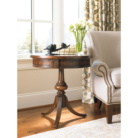 Pedestal Accent Table by Hooker Furniture in walnut. Made from walnut veneers in a traditional style.