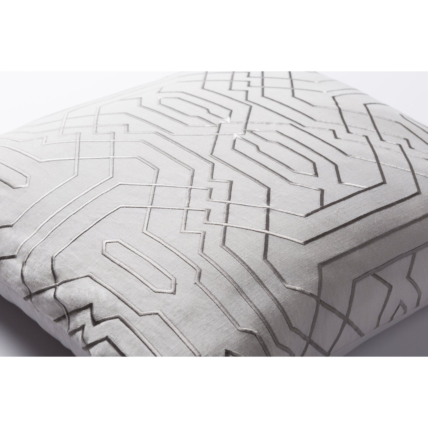 008 S-230626,S-230627,S-230628,S-230629,S-230630,S-230631 | Closeup | Ridgewood Indoor/Outdoor Pillow by Surya. Made from 55% linen, 45% cotton in a modern style.