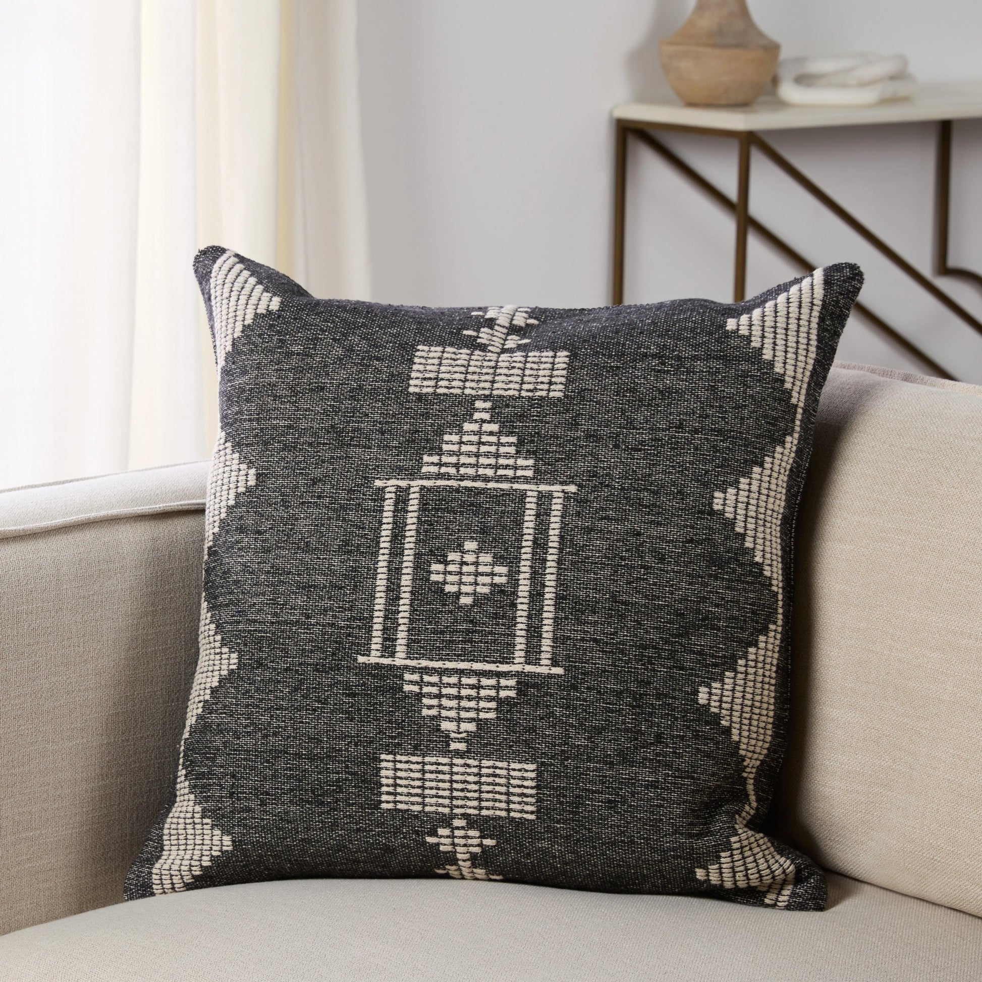 Renata REN02 Pillow by Jaipur Living in black, cream. Made from 100% cotton in a traditional style.