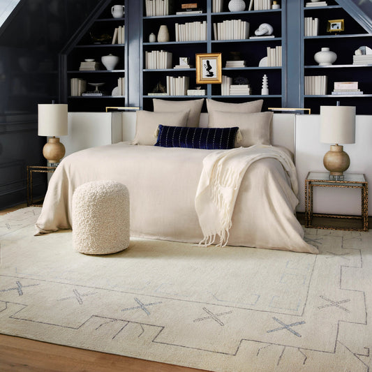 Riviera Rug - 32482 by Surya in ash, pearl. Made from main: 80% new zealand wool, main: 20% cotton in a unique style.