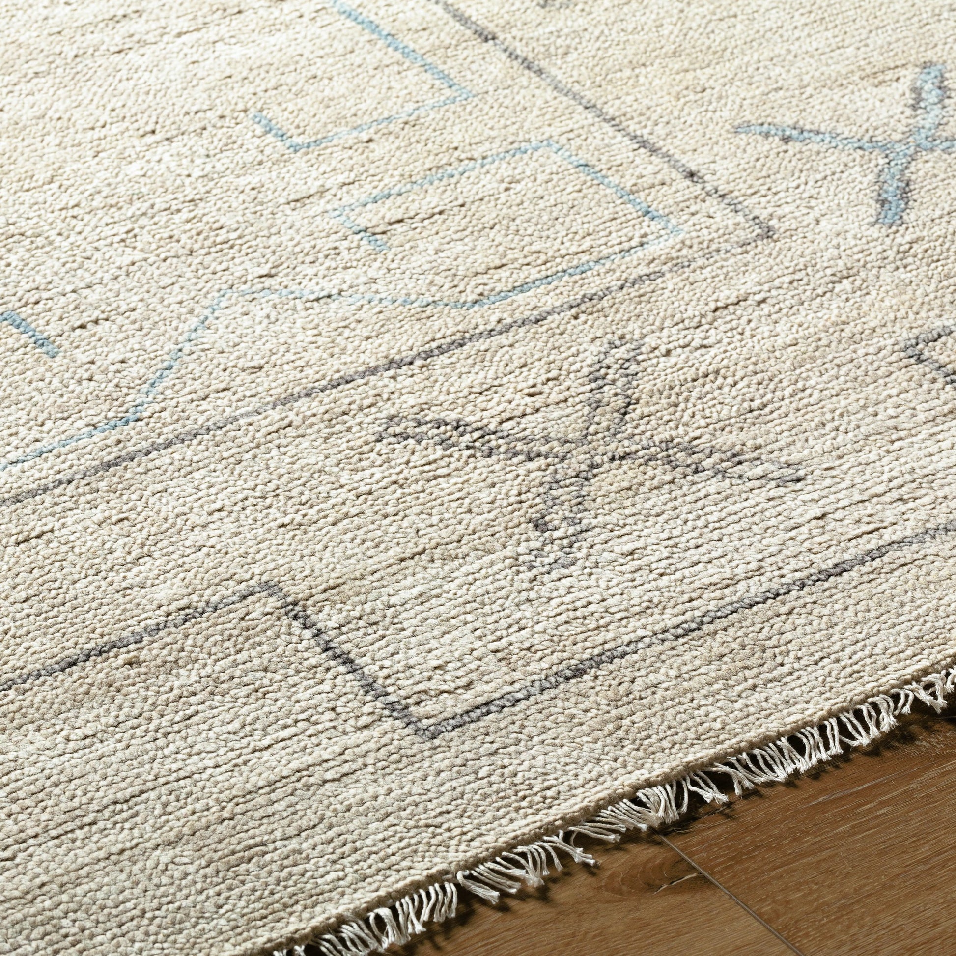 Riviera RIV-2300 Rug by Surya in cream, gray, pale blue. Made from main: 80% new zealand wool, main: 20% cotton in a unique style.