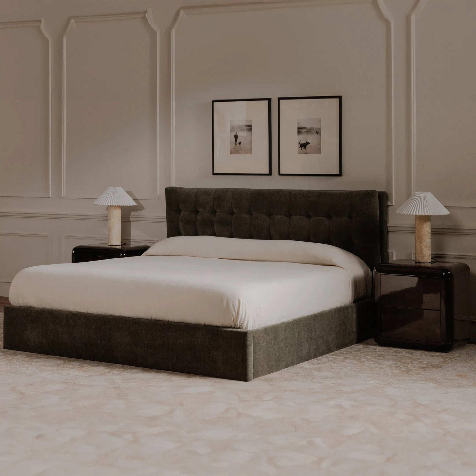Sebastion Storage Bed by Moe's Home Collection. Made from upholstery: 100% polyester, frame: solid wood, plywood, mdf, foam, lift hydraulic storage: piston 800n in a transitional style.
