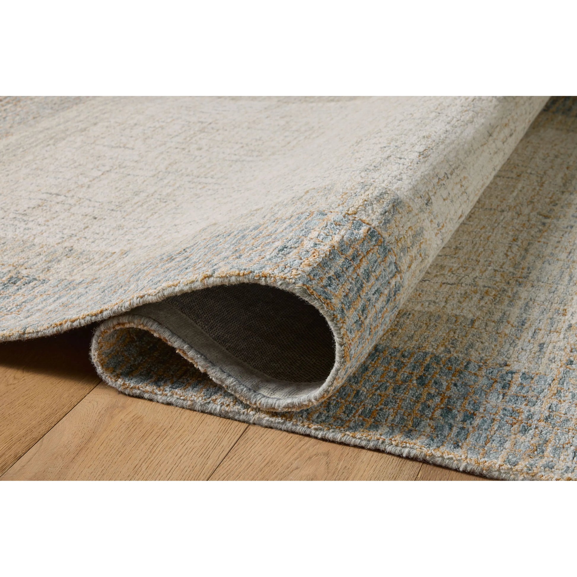Rosina ROI-01 Rug by Loloi. Made from 100% wool in a cottage & farmhouse style.