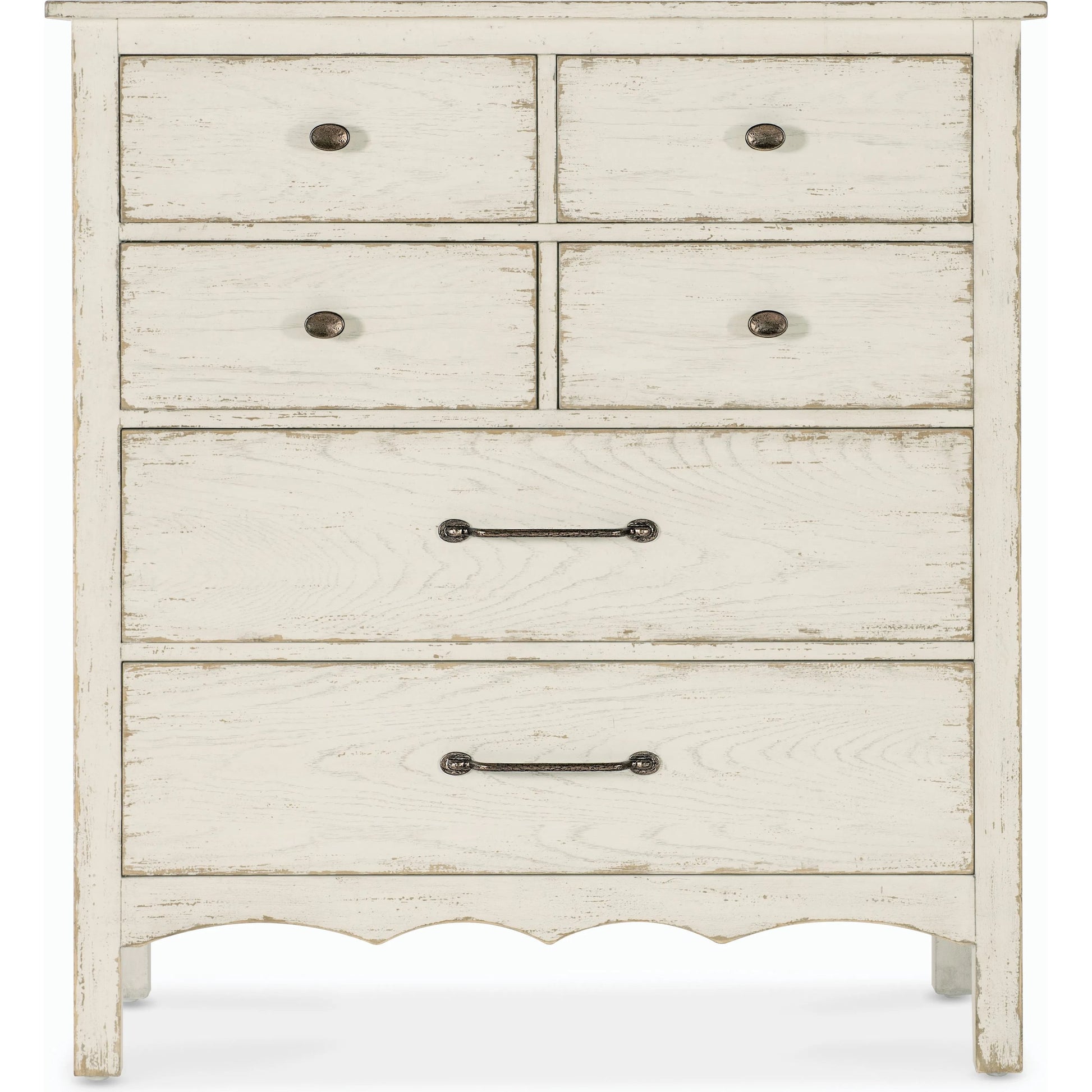 Americana Six-Drawer Chest by Hooker Furniture. Made from oak veneers and cedar veneers in a cottage & farmhouse style.
