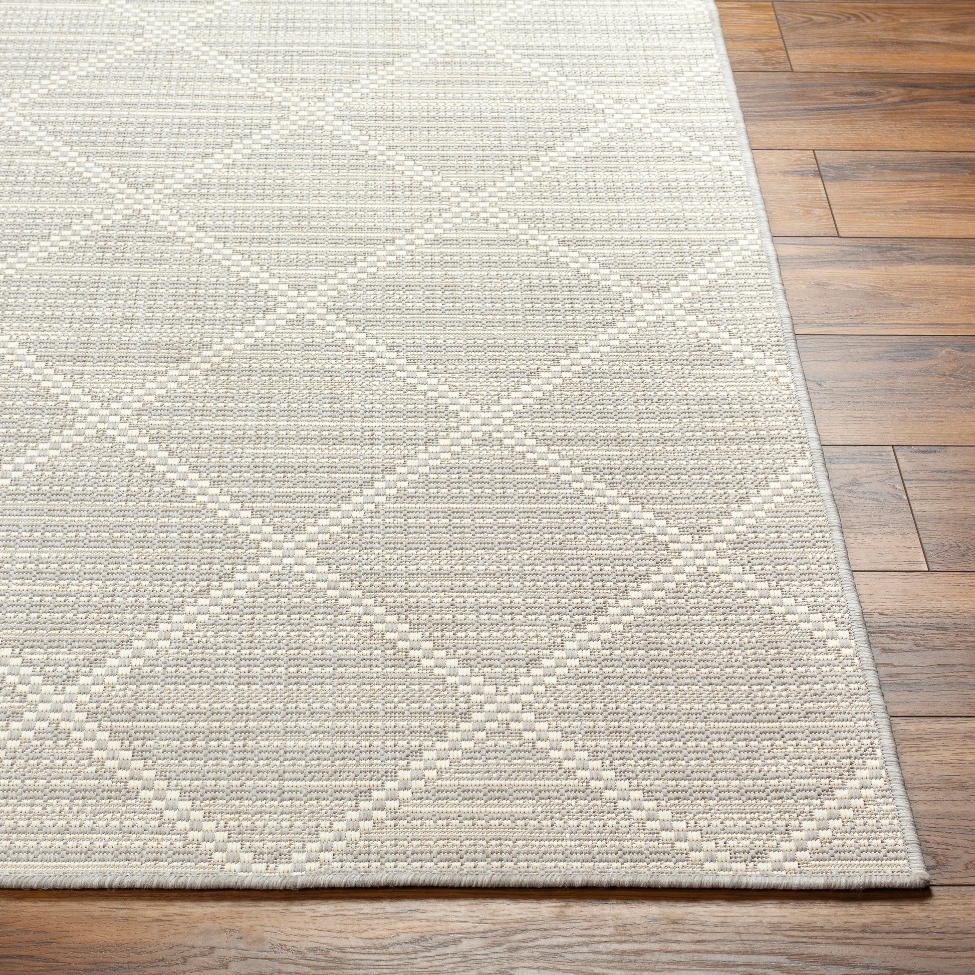 Ravello Rug - 32857 by Livabliss. Made from main: 90% polypropylene, main: 10% sisal in a unique style.