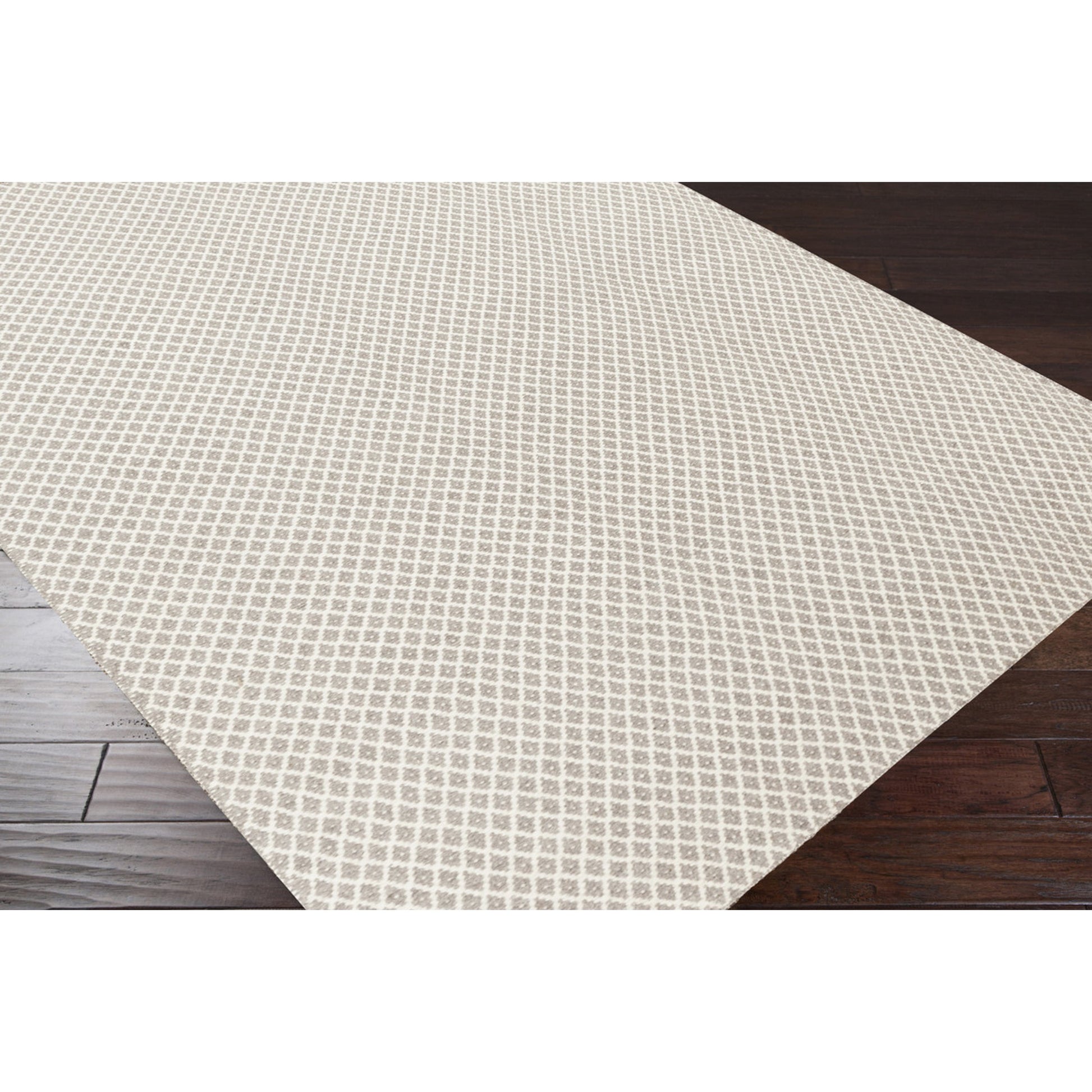 Ravena RVN-3000 Indoor/Outdoor Rug by Surya. Made from 100% wool in a unique style.