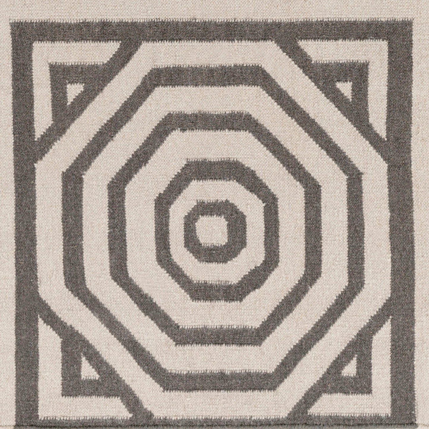 015 70286-25666,70286-25667,70286-25669,70286-25670 | Closeup | Rivington Rug - 14862 by Surya. Made from 100% wool in a unique style.