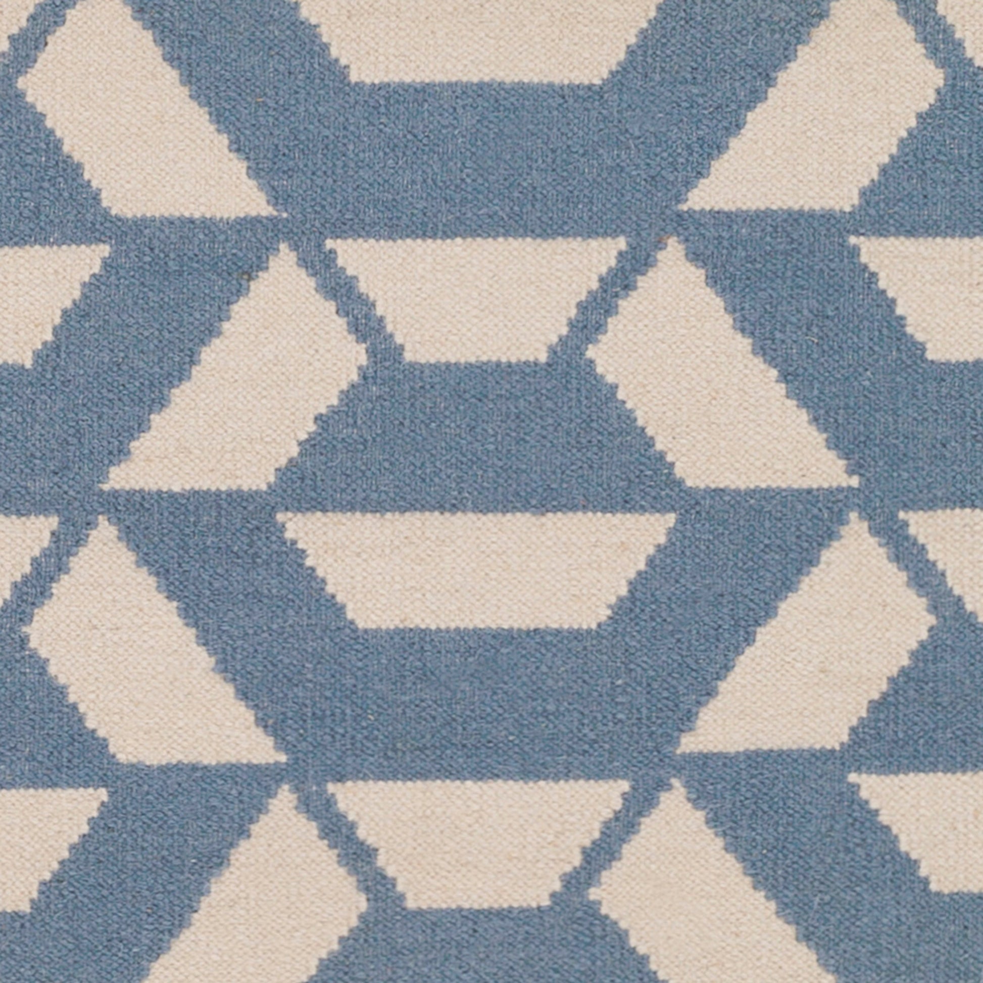 Rivington Rug - 14863 by Surya. Made from 100% wool in a unique style.