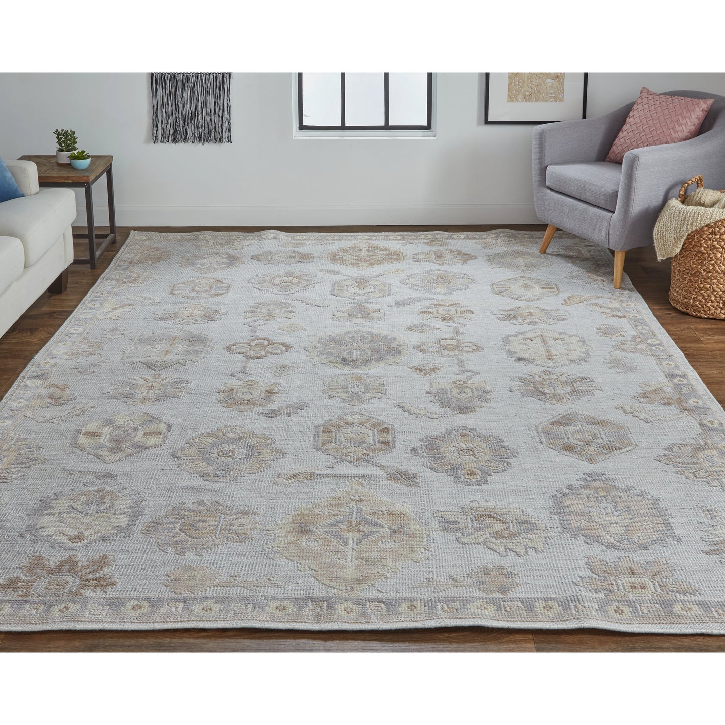 010 SI-1830384,SI-1830385,SI-1830389 | Lifestyle | Wendover Transitional Oriental Rug - 6848F by Feizy in ivory, silver, tan. Made from pet in a unique style.
