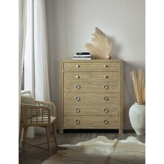 Surfrider Six Drawer Chest by Hooker Furniture in driftwood. Made from pecan veneers, cedar, felt panel, self-closing undermount drawer guides, solid-wood edge top in a modern style.