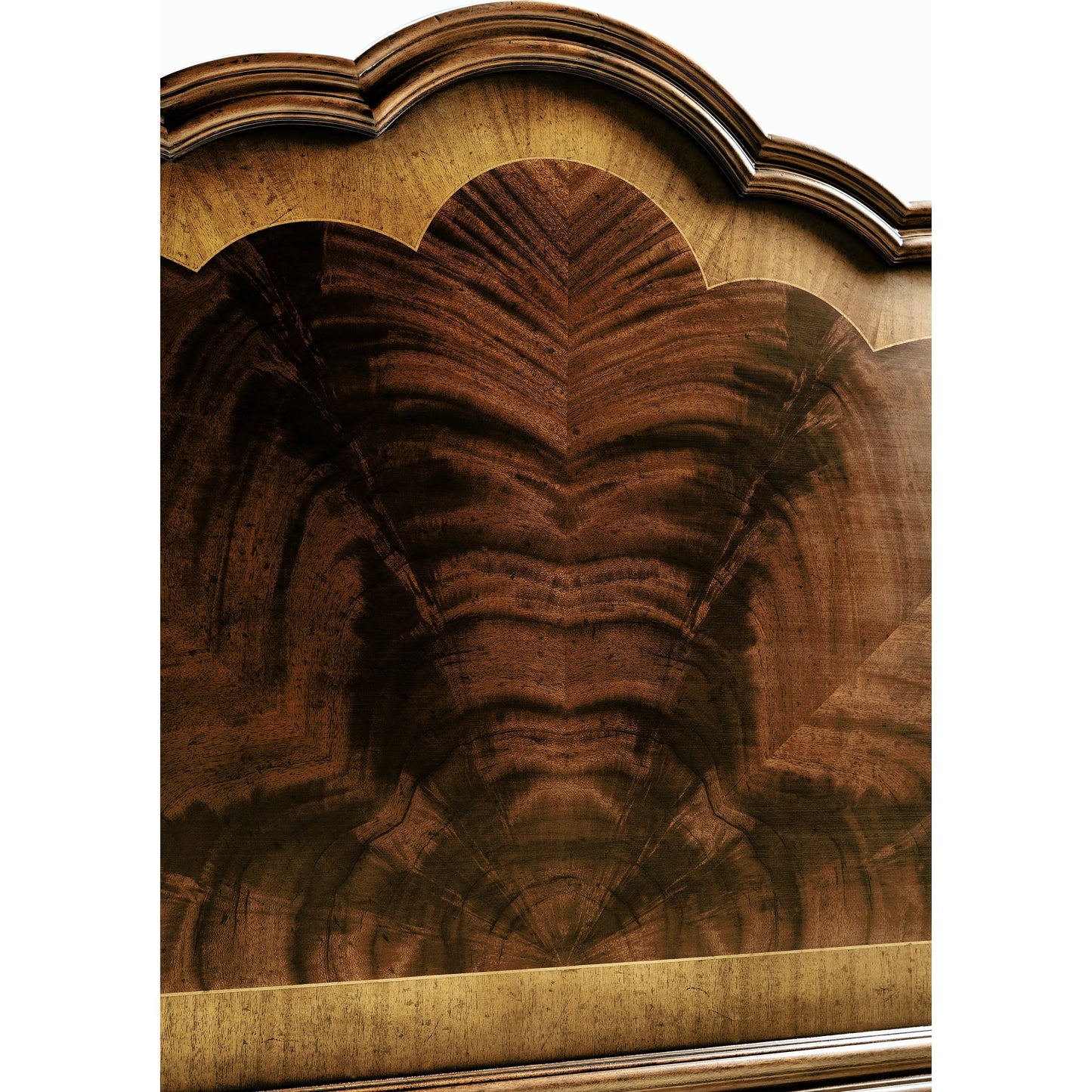 006 SR-846035 | Closeup | Versailles Mahogany King Poster Bed by Jonathan Charles in brown and medium antique mahogany. Made from mahogany in a traditional style.