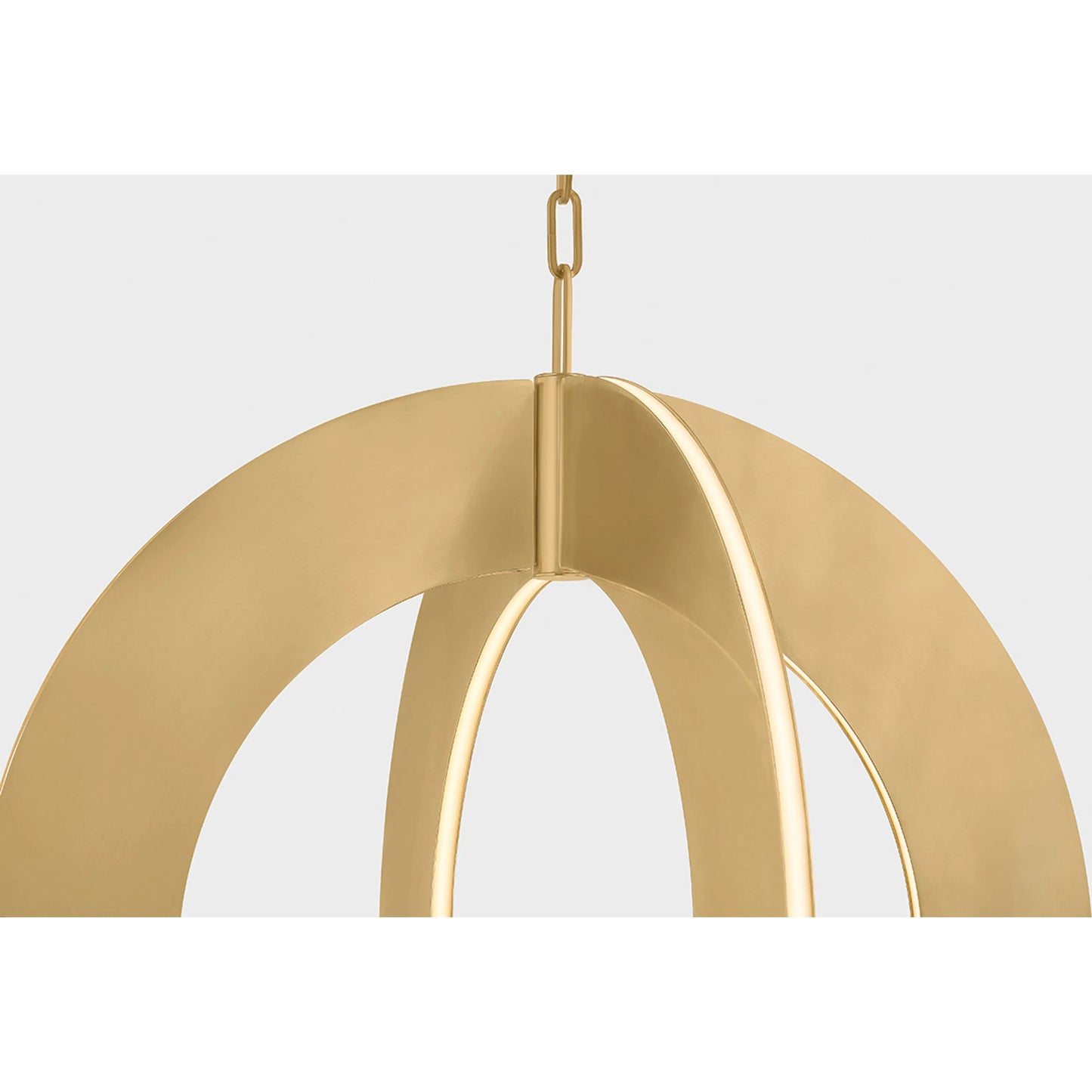 004 SI-2374198 | Lifestyle | Samos Chandelier by Corbett in vintage brass. Made from brass in a transitional style.