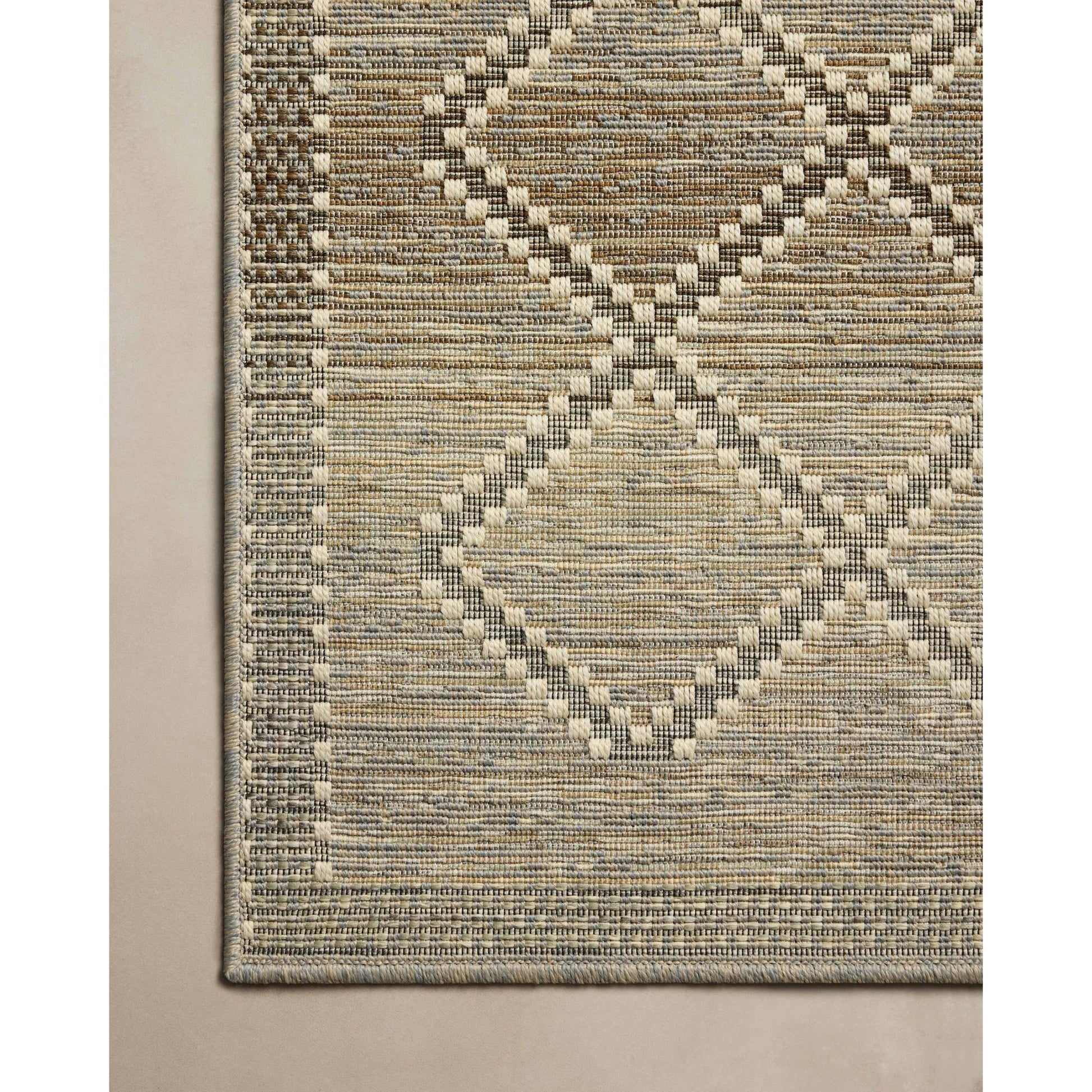 Saylor SAY-04 Indoor/Outdoor Rug by Loloi in stone, ivory. Made from 100% polypropylene in a unique style.