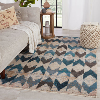 Sanaa by Nikki Chu SBC05 Rug by Jaipur Living. Made from 78% polypropylene 22% polyester in a unique style.