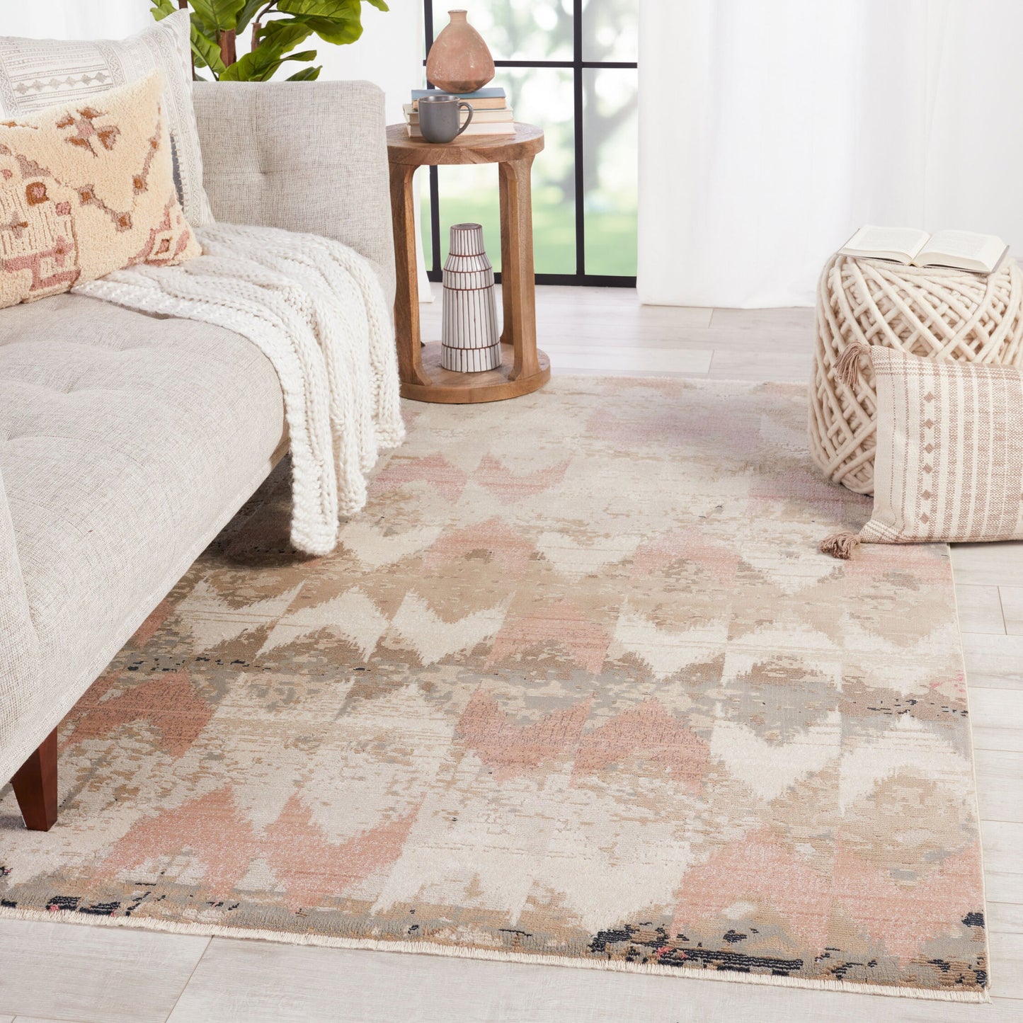 020 SI-1782455,SI-1782456,SI-1782457,SI-1782458,SI-1782459 | Lifestyle | Sanaa by Nikki Chu SBC05 Rug by Jaipur Living. Made from 78% polypropylene 22% polyester in a unique style.