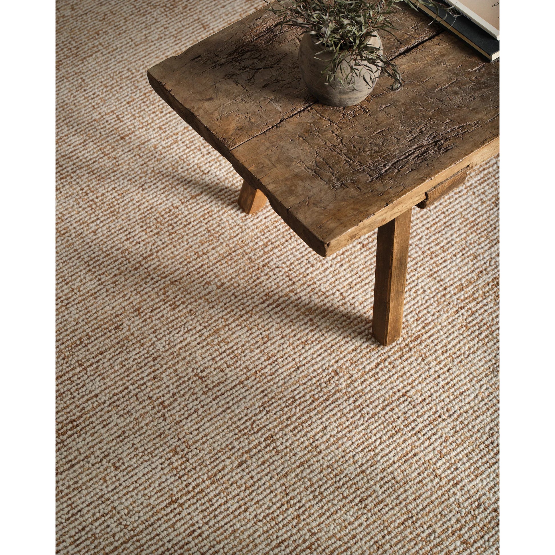 Sublime Texture SBL01 Rug by Jaipur Living in yellow, gold, ivory, white. Made from 100% wool in a unique style.