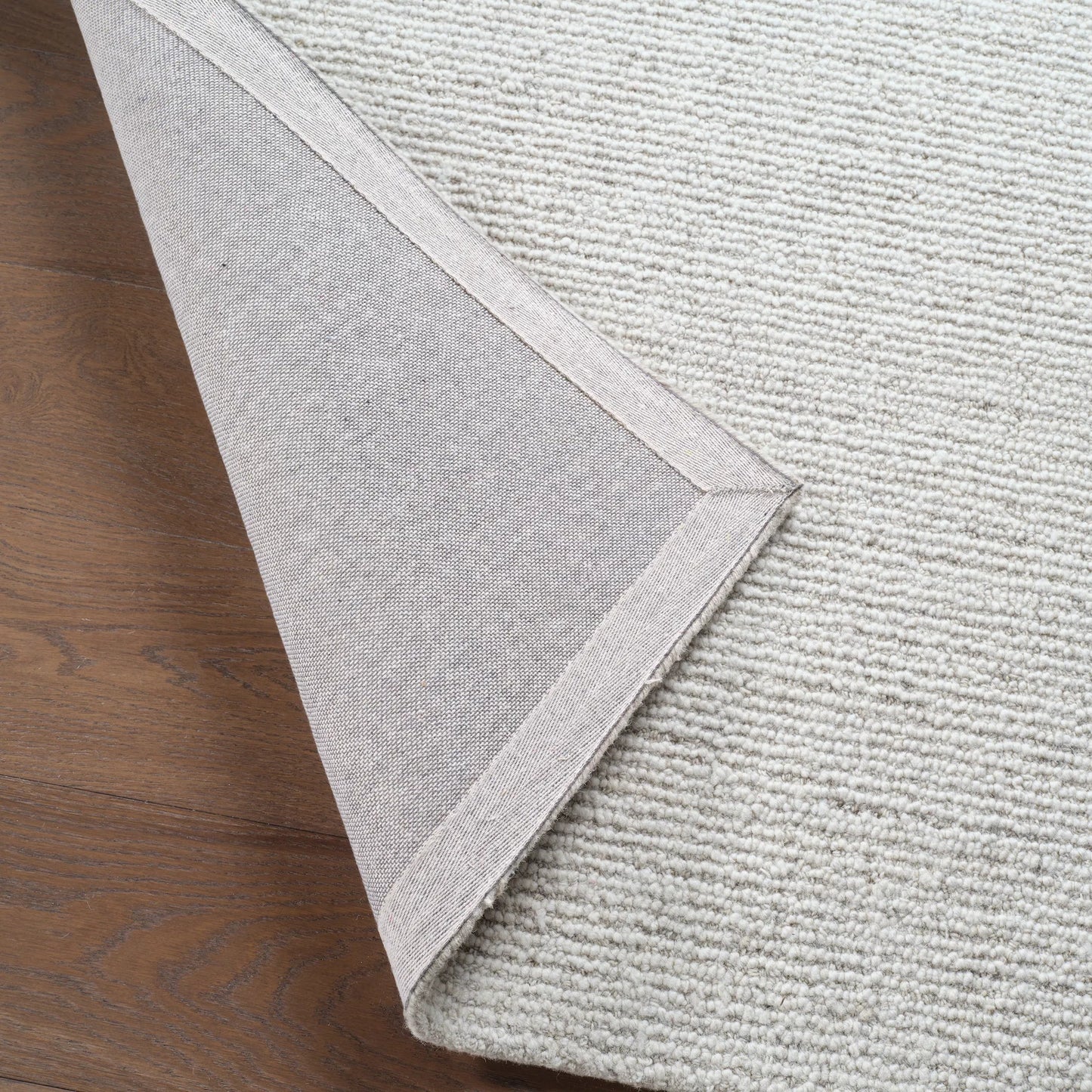 007 SI-2542841,SI-2542842,SI-2542843,SI-2542844,SI-2542845,SI-2542846 | Lifestyle | Sublime Texture SBL03 Rug by Jaipur Living in gray, ivory, white. Made from 100% wool in a unique style.
