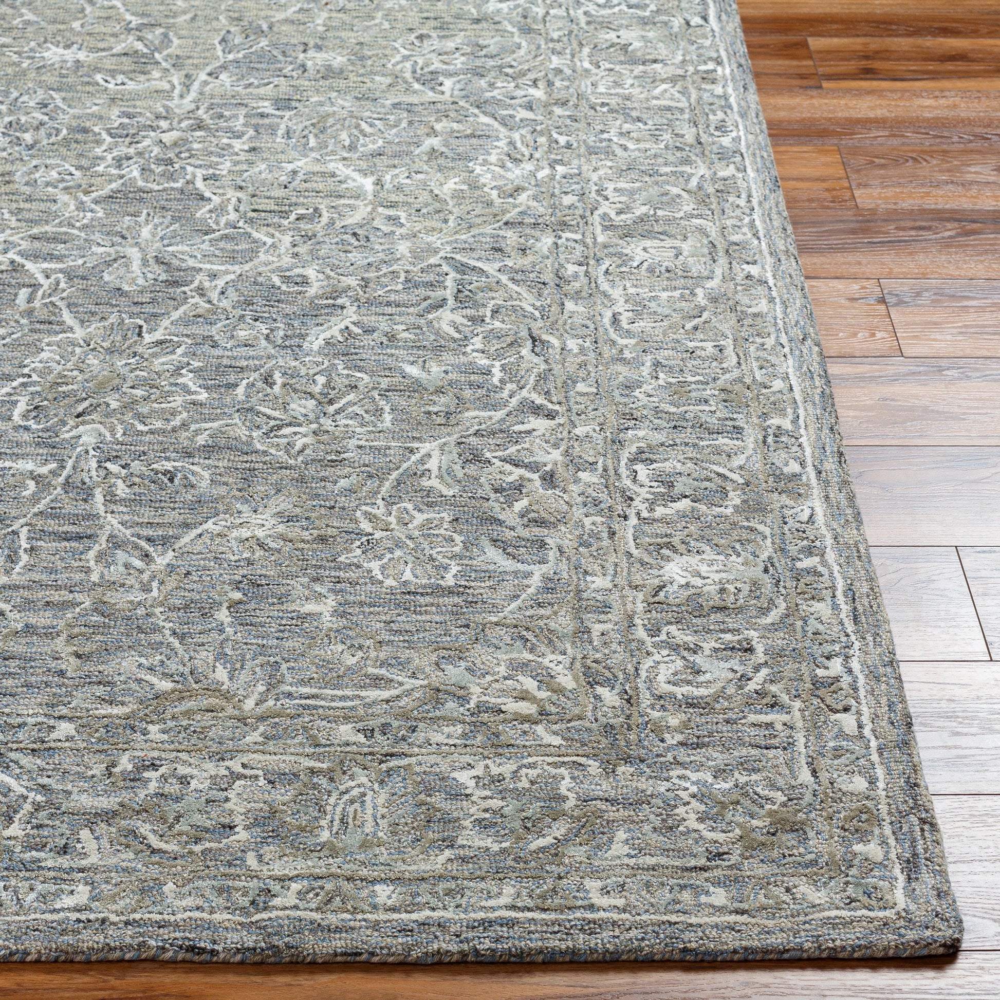 Shelby SBY-1000 Rug by Livabliss. Made from 60% wool, 40% art silk in a unique style.