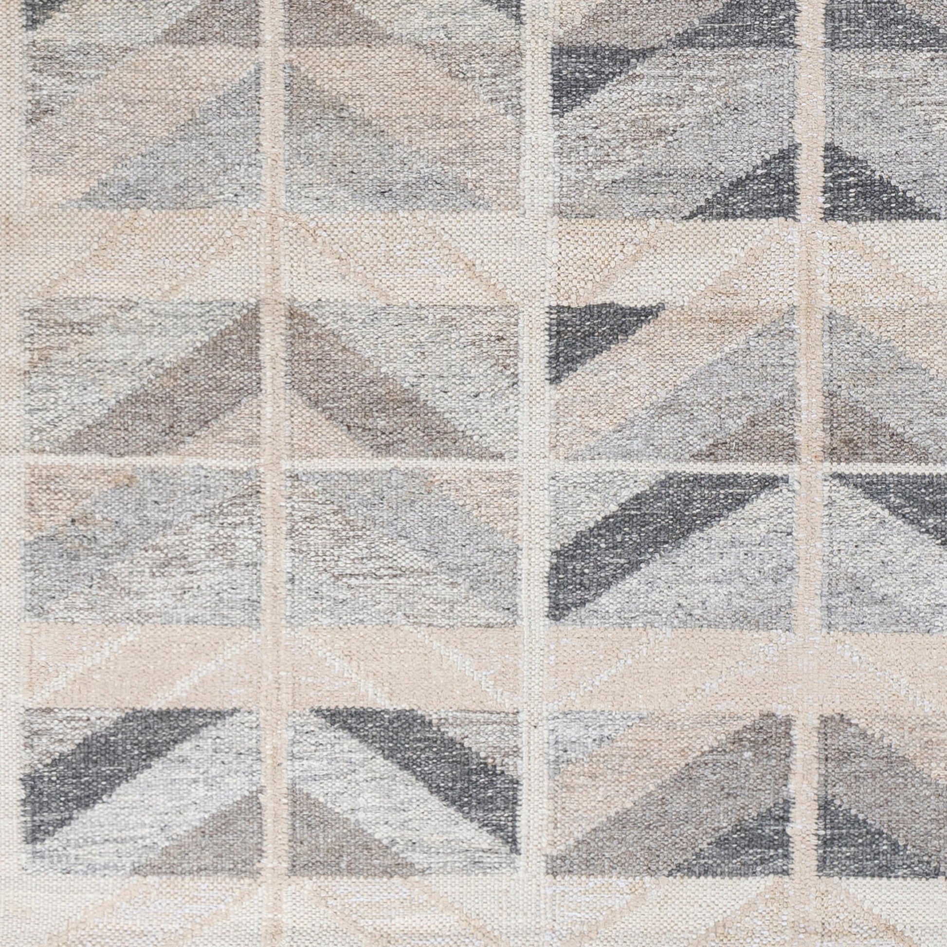Scandi Rug - 27895 by Surya. Made from 55% viscose, 25% wool, 15% acrylic, 5% cotton in a unique style.