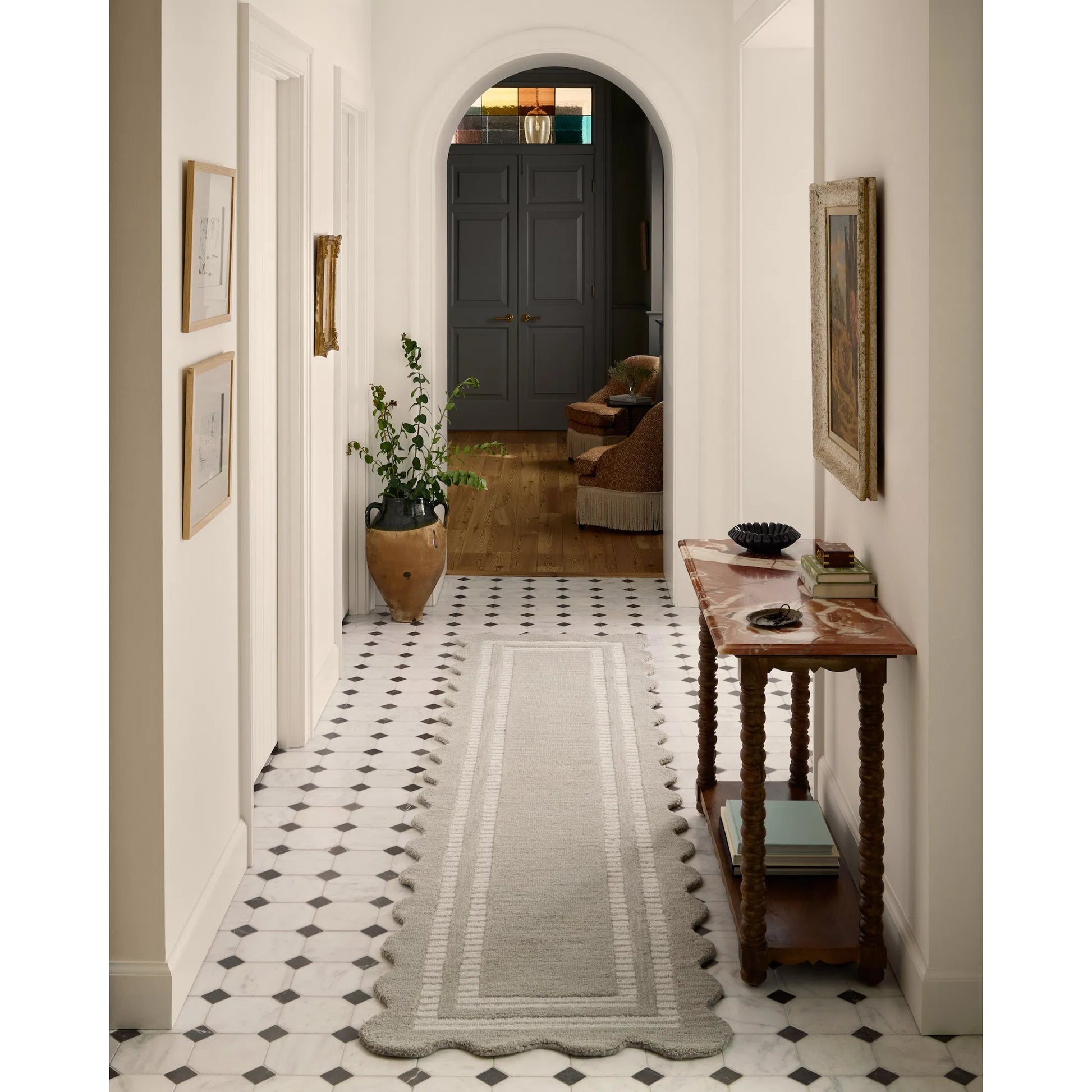 Scottie SCO-01 Rug by Chris Loves Julia x Loloi. Made from 100% wool in a unique style.