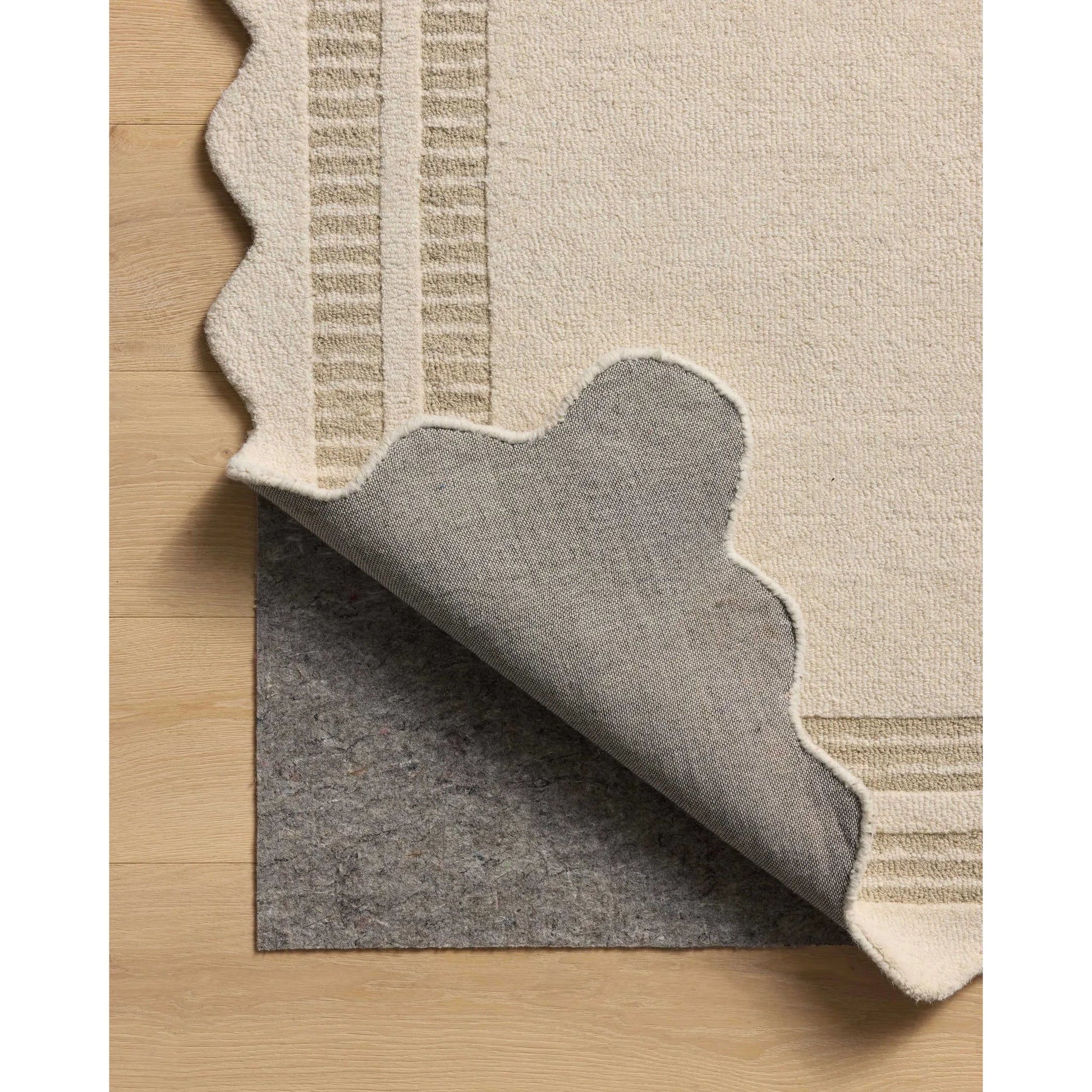 Scottie SCO-01 Rug by Chris Loves Julia x Loloi. Made from 100% wool in a unique style.