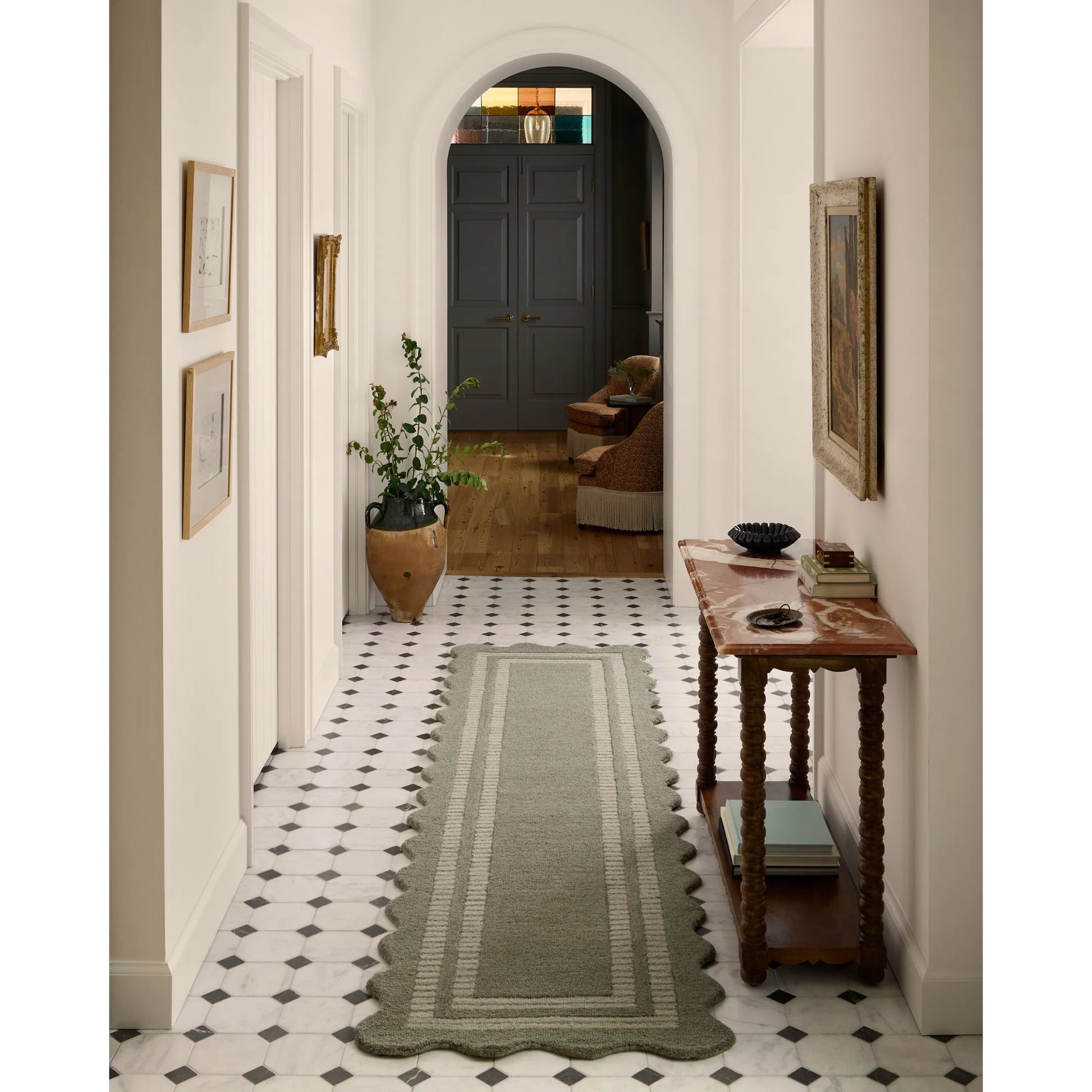 Scottie SCO-01 Rug by Chris Loves Julia x Loloi. Made from 100% wool in a unique style.