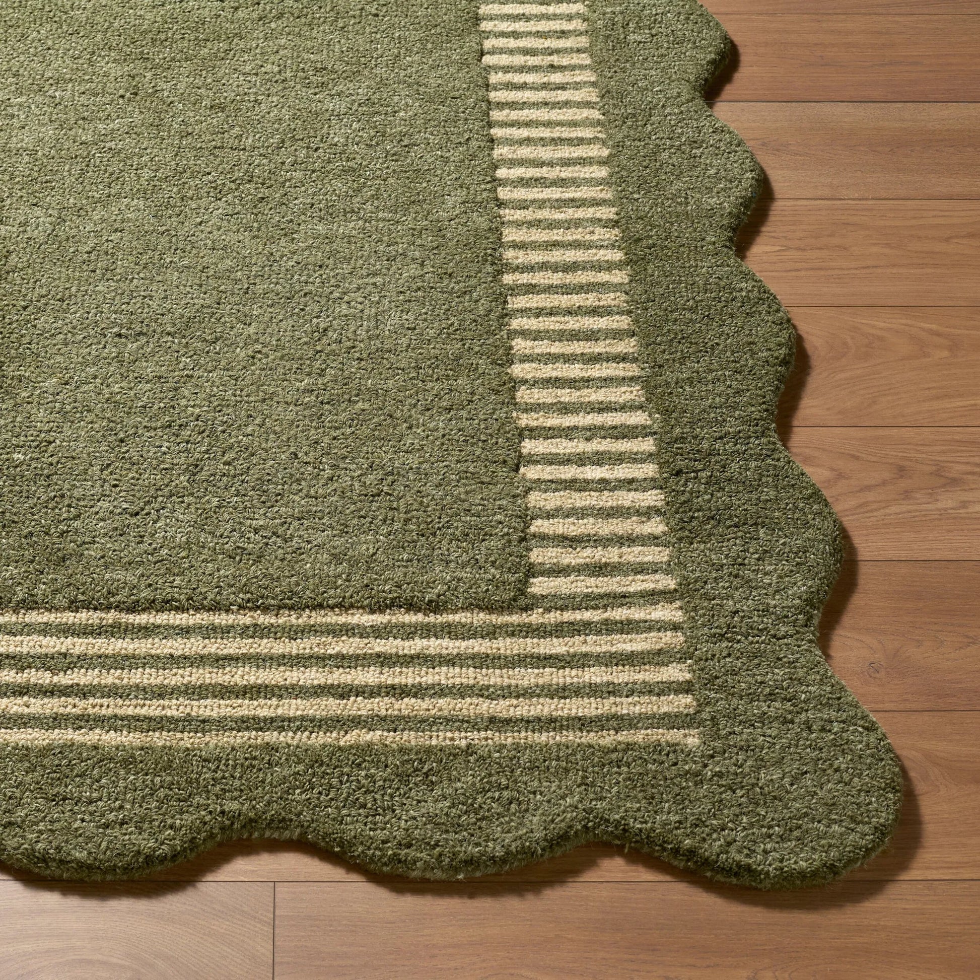 Scalloped SCP-2307 Rug by Livabliss. Made from wool in a unique style.