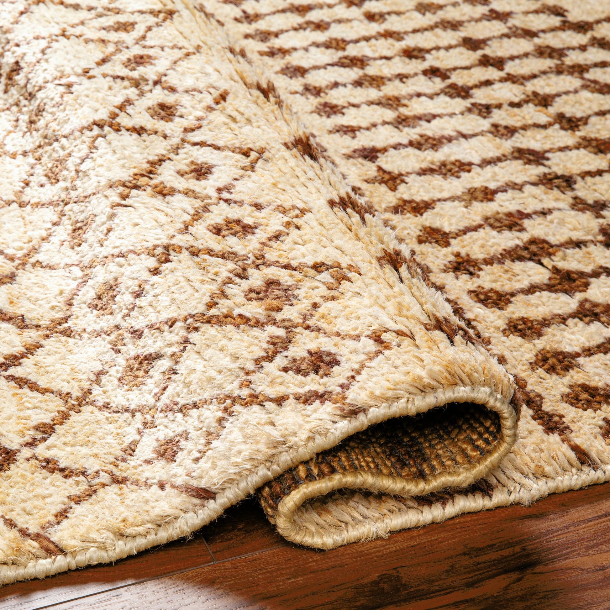 Scarborough SCR-5162 Rug by Surya. Made from main: 100% jute in a unique style.