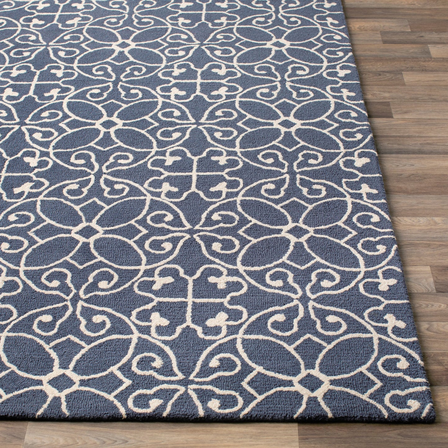 007 92018-41478 | Closeup | Scott Rug - 16388 by Surya. Made from 100% wool in a unique style.