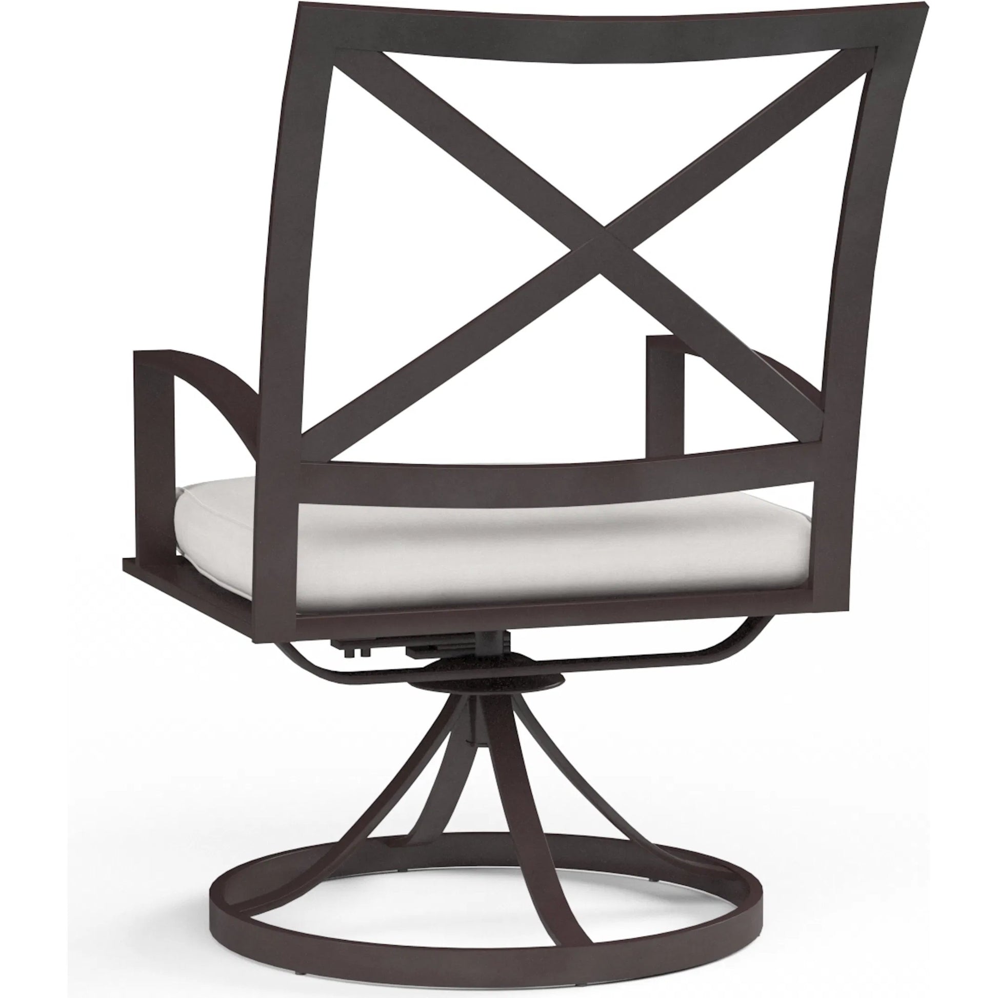 La Outdoor Jolla Swivel Dining Chair by Sunset West in espresso. Made from aluminum in a modern style.