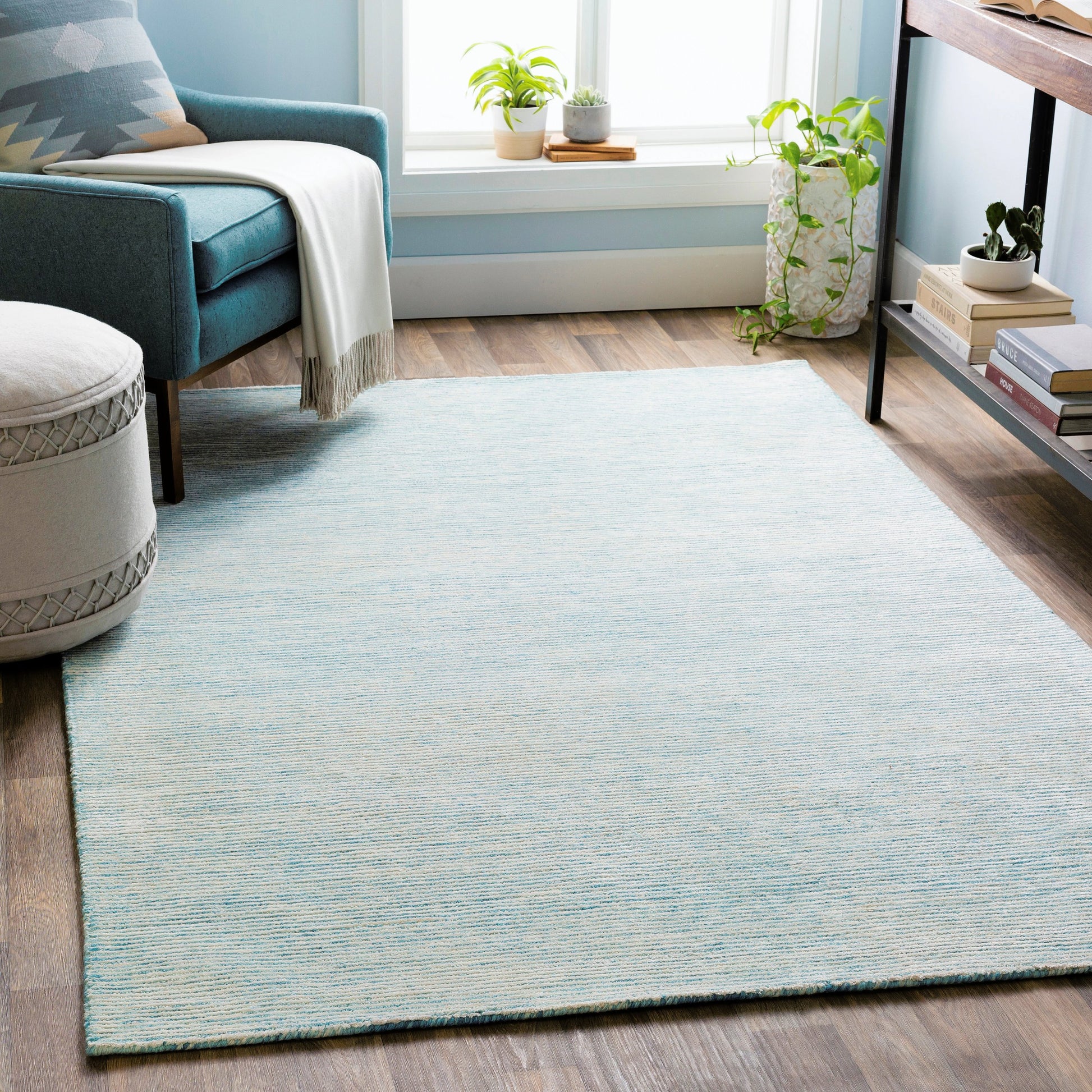 Strada SDA-2301 Rug by Livabliss. Made from 60% wool, 40% viscose in a unique style.