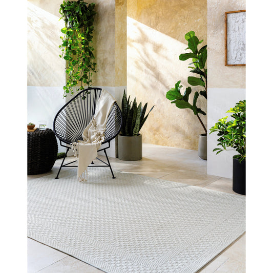 Sandra Rug - 529711 by Livabliss in light silver, sterling grey. Made from polypropylene in a unique style.