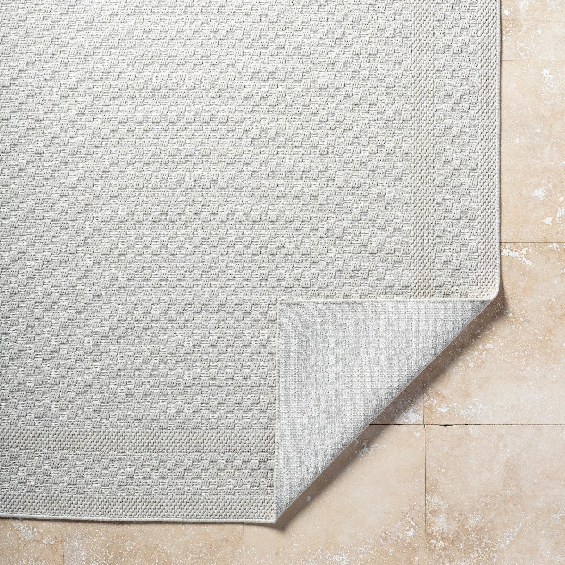 Sandra Rug - 529711 by Livabliss in light silver, sterling grey. Made from polypropylene in a unique style.