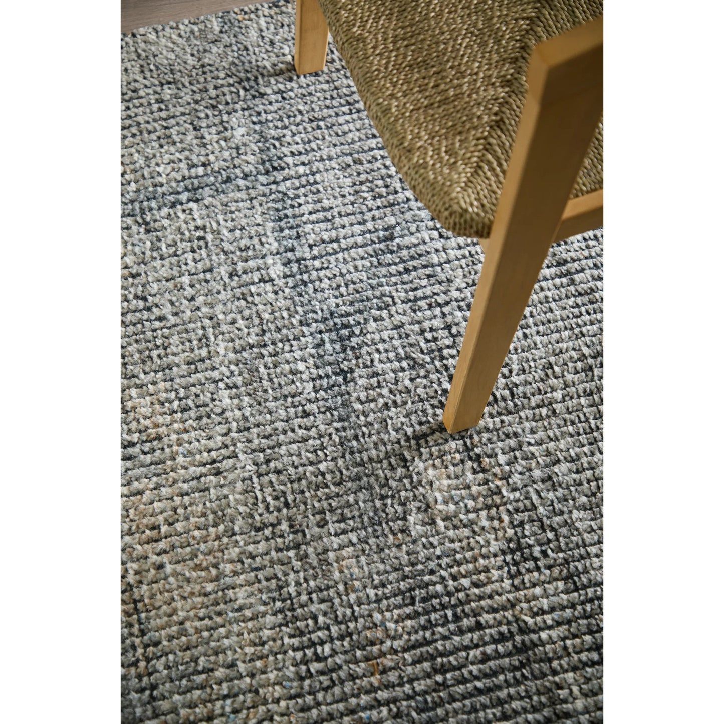 011 SI-1830463,SI-1830469 | Lifestyle | Alford Rug - 6925F by Feizy in gray, silver. Made from wool in a unique style.