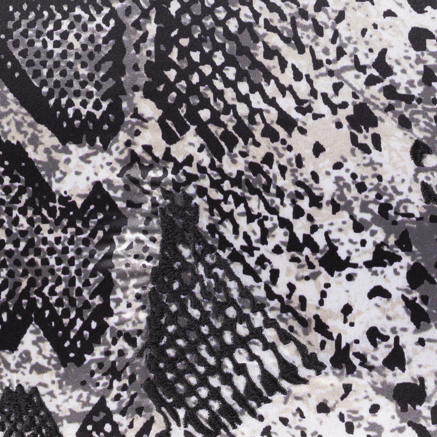 003 SR-881060,SR-881061 | Closeup | Safari Indoor/Outdoor Pillow by Surya in black, charcoal, white, light beige. Made from 100% polyester in a modern style.